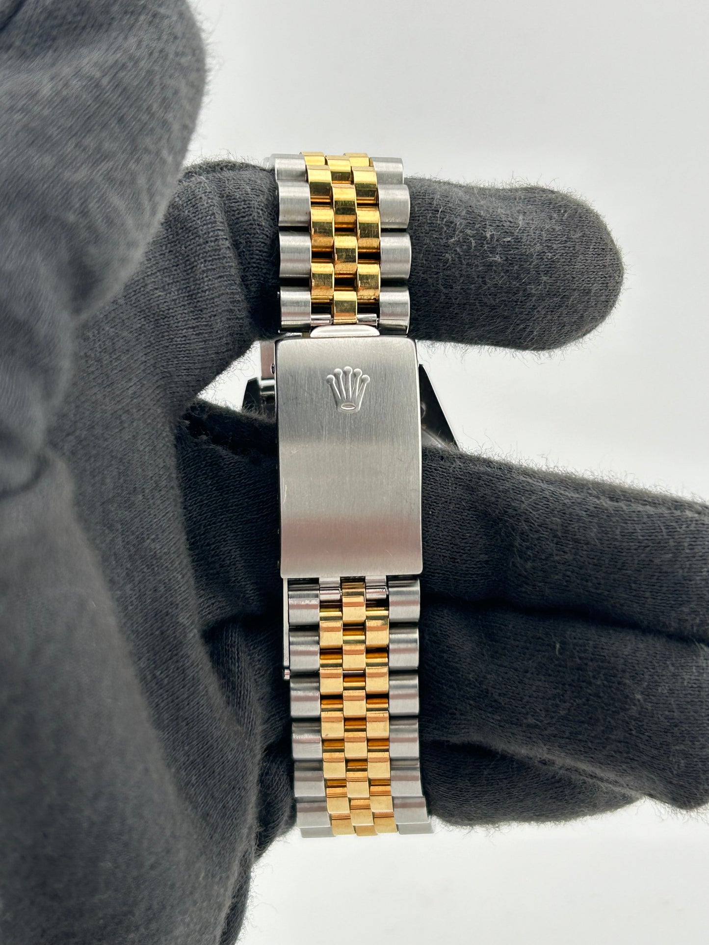 Rolex Datejust Champagne Stick Dial on Jubilee D Link Bracelet Ref. 16233 1995 — view 4