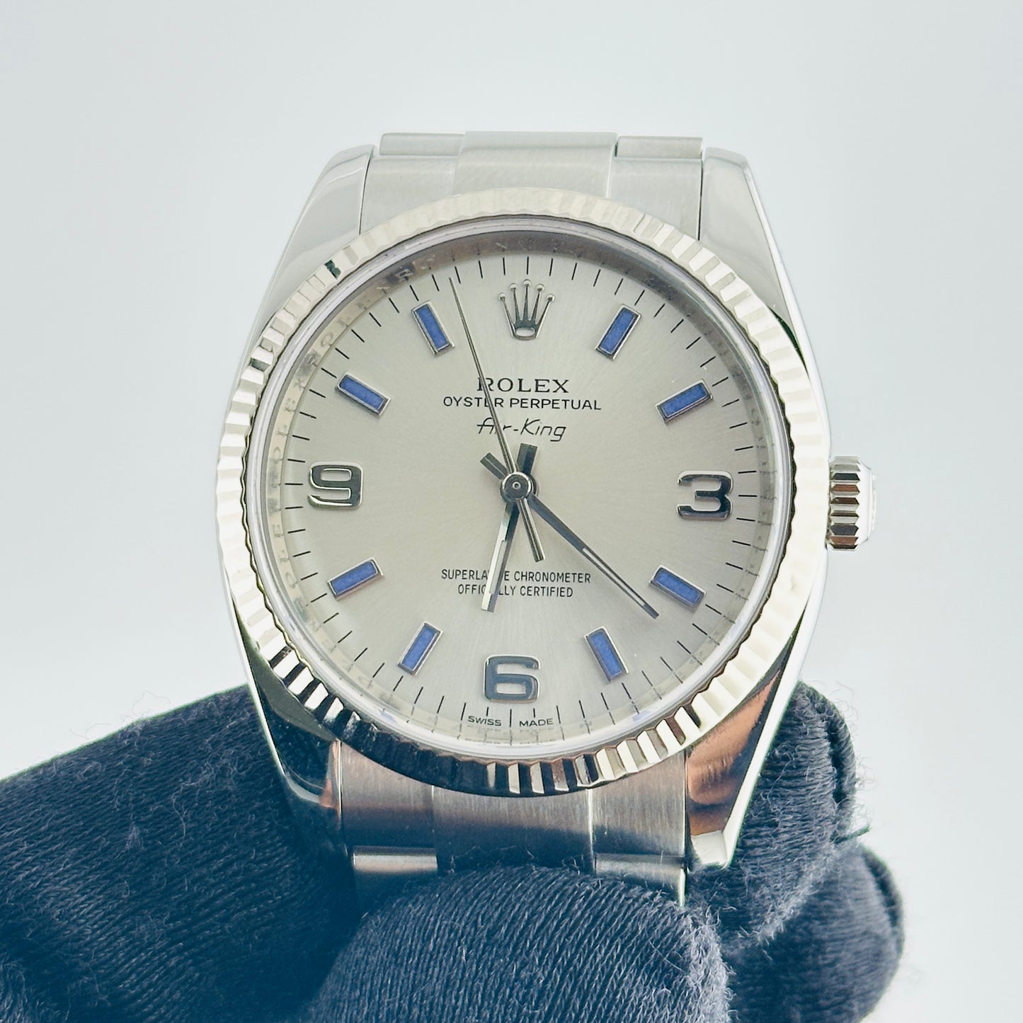 Rolex Air-King Silver 3,6,9 / Blue Markers Dial on Oyster Bracelet Ref. 114234 2008 — view 3