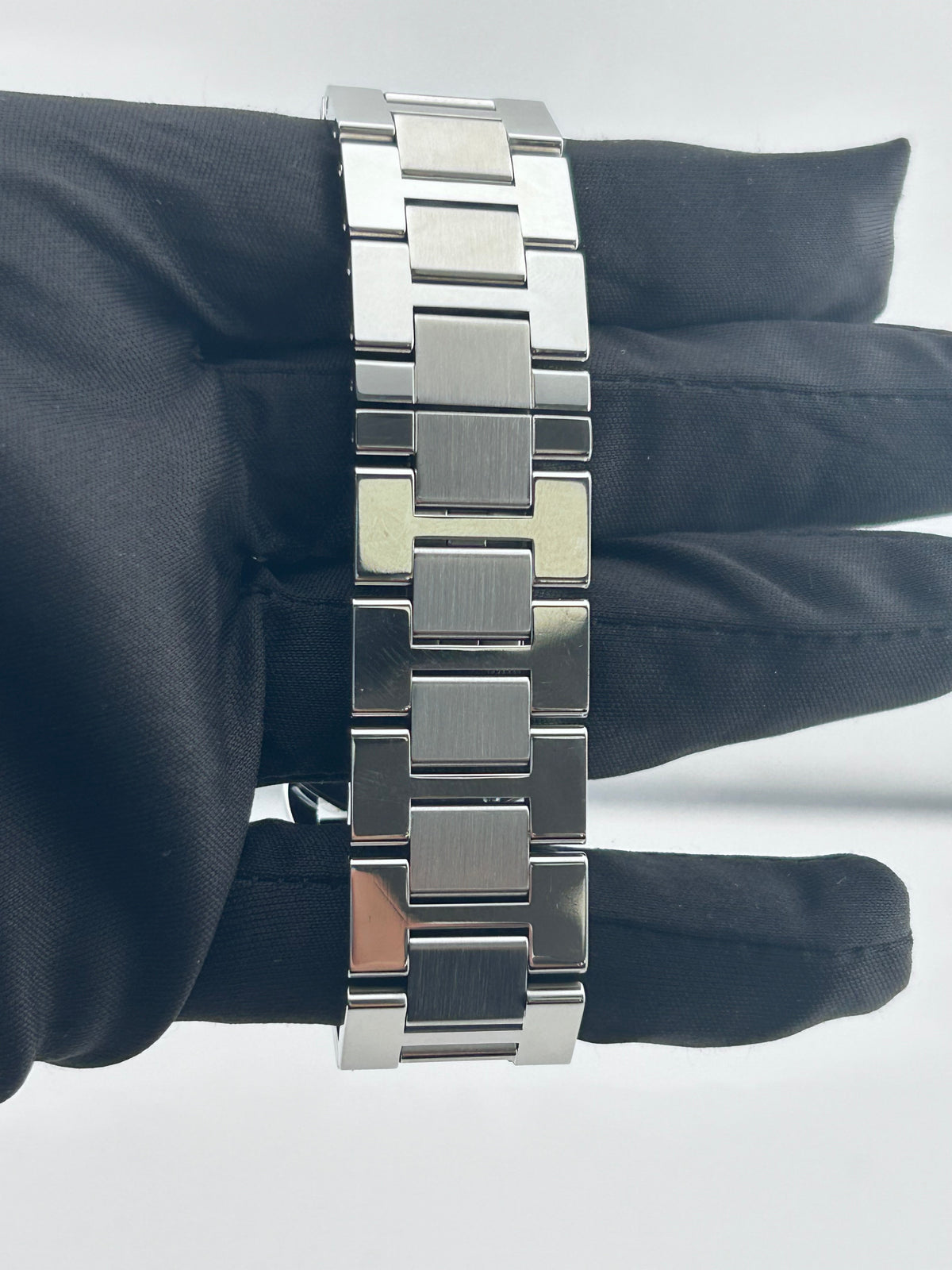 Cartier Ronde Solo Silvered Opaline Dial Dial on Stainless Steel Ref. WSRN0012 Card — view 4