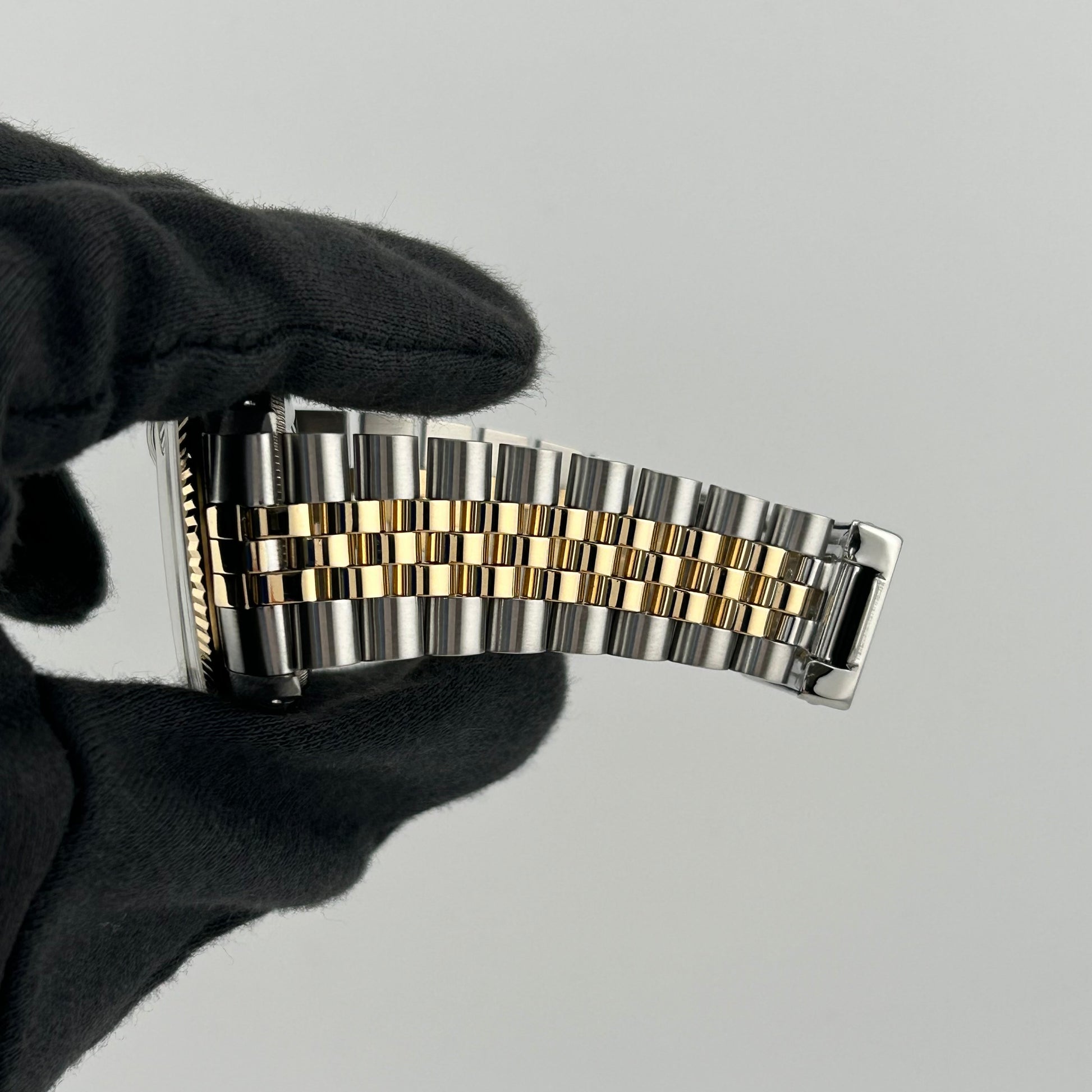 Rolex Datejust Champagne Stick Dial on D Link Jubilee Bracelet Ref. 16013 — view 5