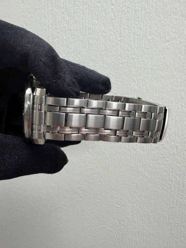 Omega Seamaster Diver 300M Co-Axial Master Chronometer Green Dial on Bracelet Ref 210.30.42.20.10.001 with Card