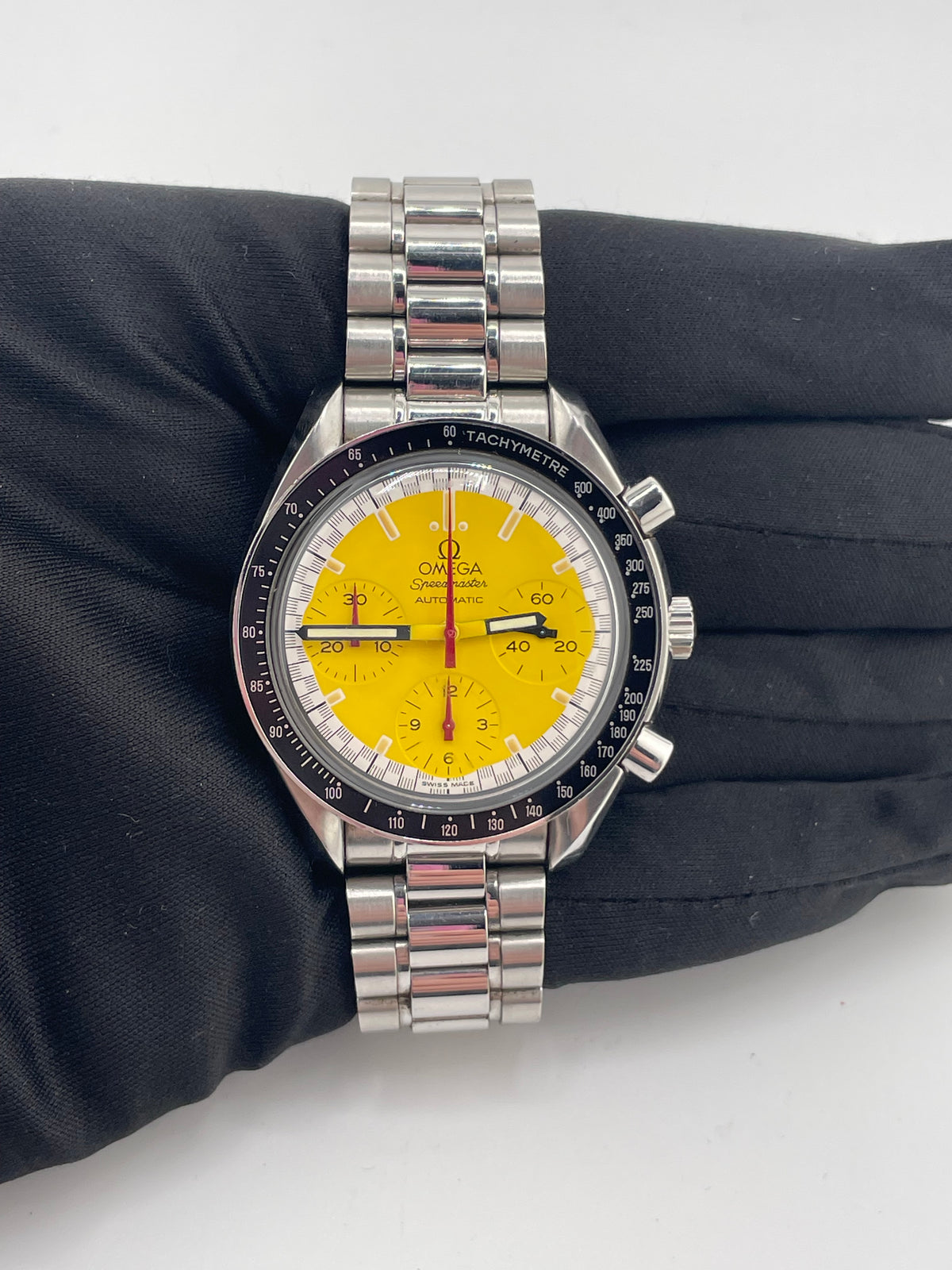 Omega Speedmaster Reduced Yellow Dial on Stainless Steel Bracelet Ref. 3510.12 — view 2
