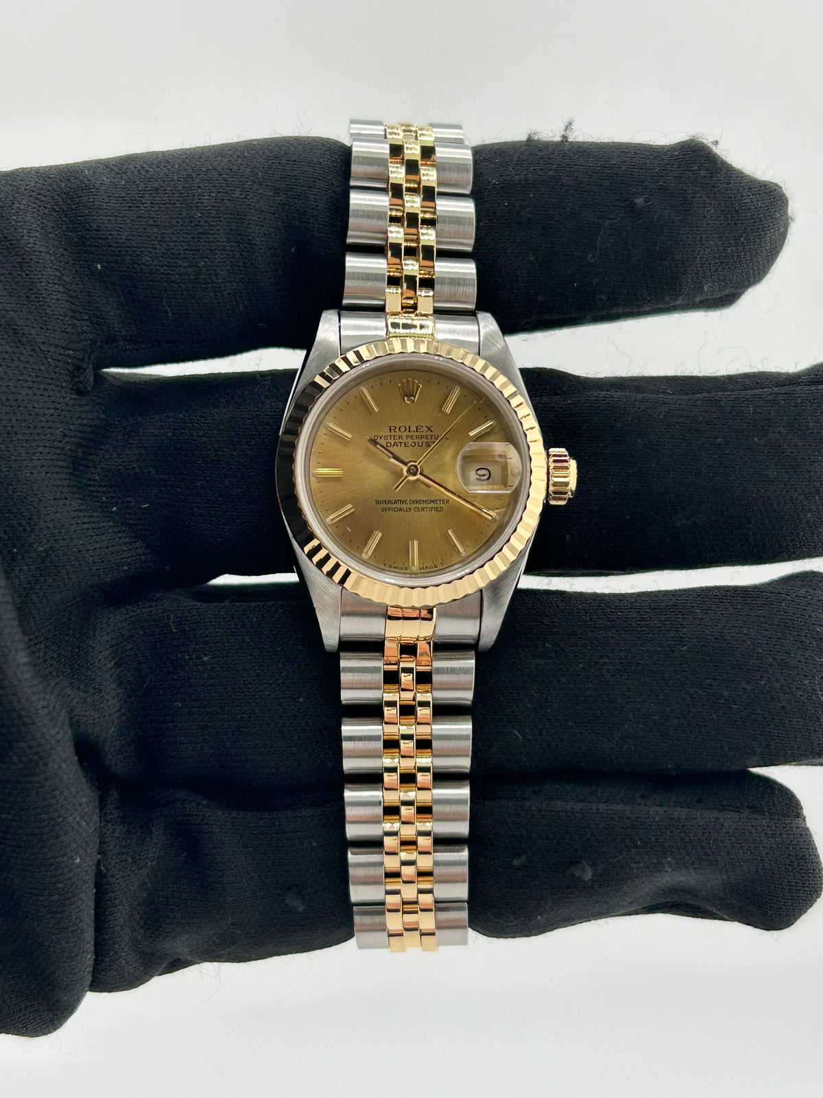 Rolex Datejust Lady Champagne Stick Dial on Jubilee Ref. 69173 Papers 1993 — view 2