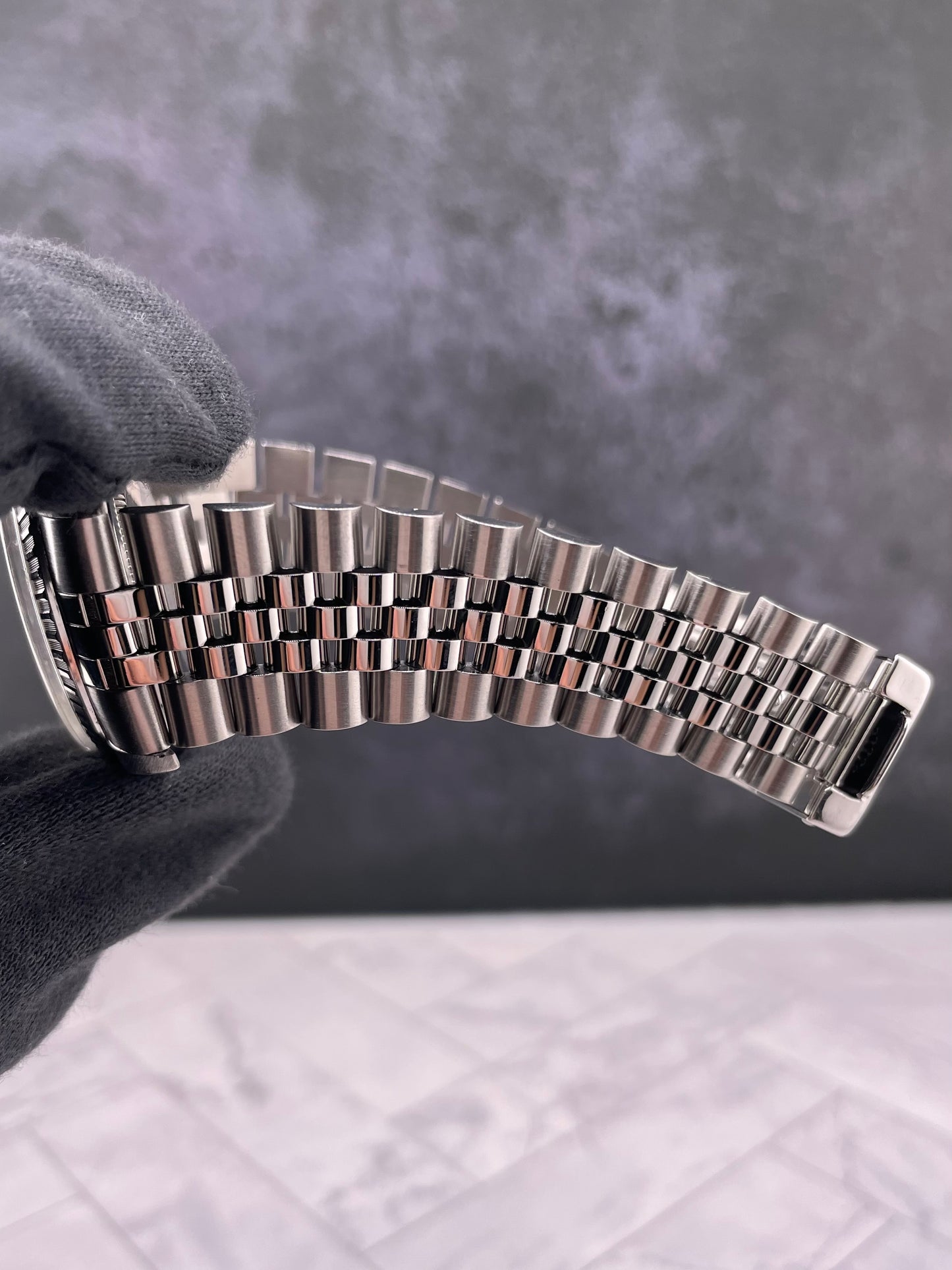 Rolex Datejust Silver Stick Dial on D Link Jubilee Ref. 1603 1979 — view 5