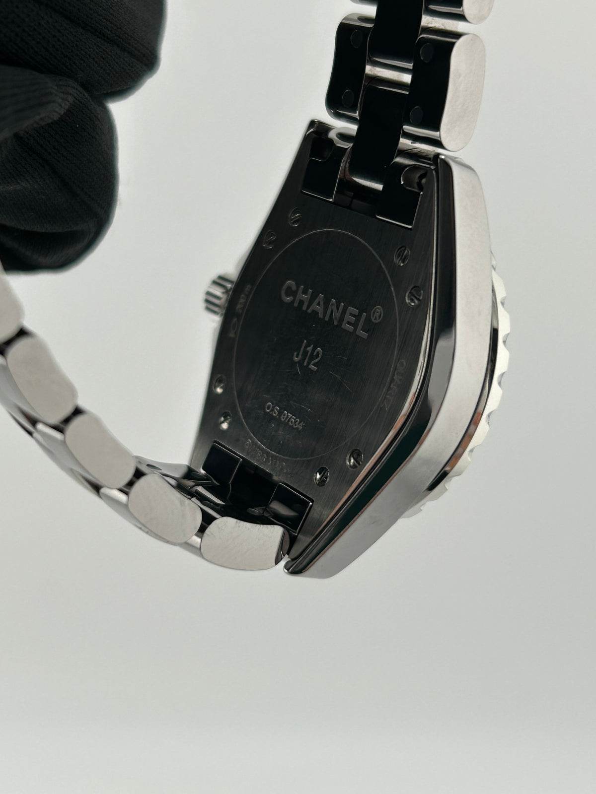 Chanel J12 Chromatic Grey Dial on Ceramic And Titanium Bracelet Ref. H2978 — view 7
