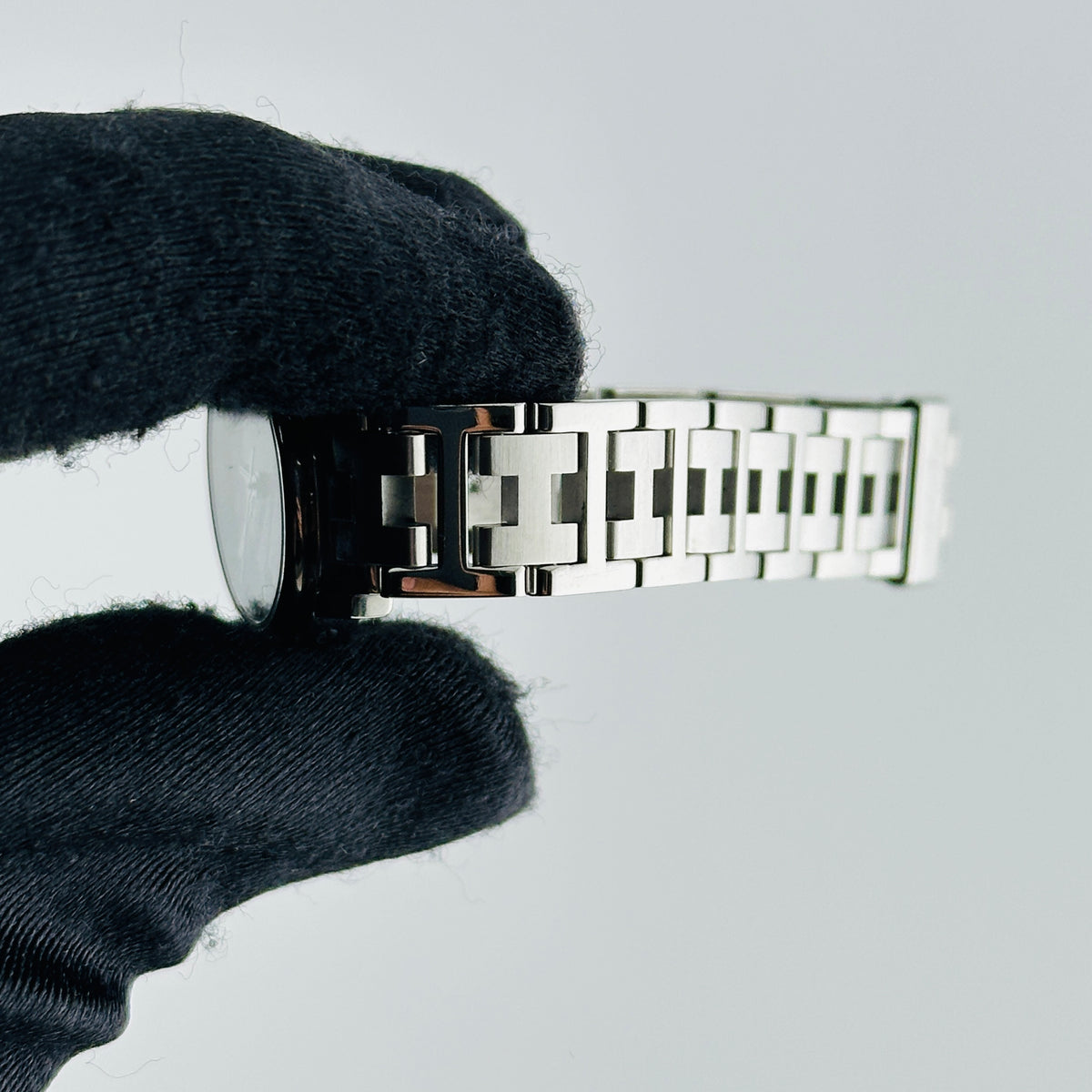 Hermes Clipper White / Arabic Numerals Dial on Stainless Steel Bracelet Ref. CL4.210 — view 5