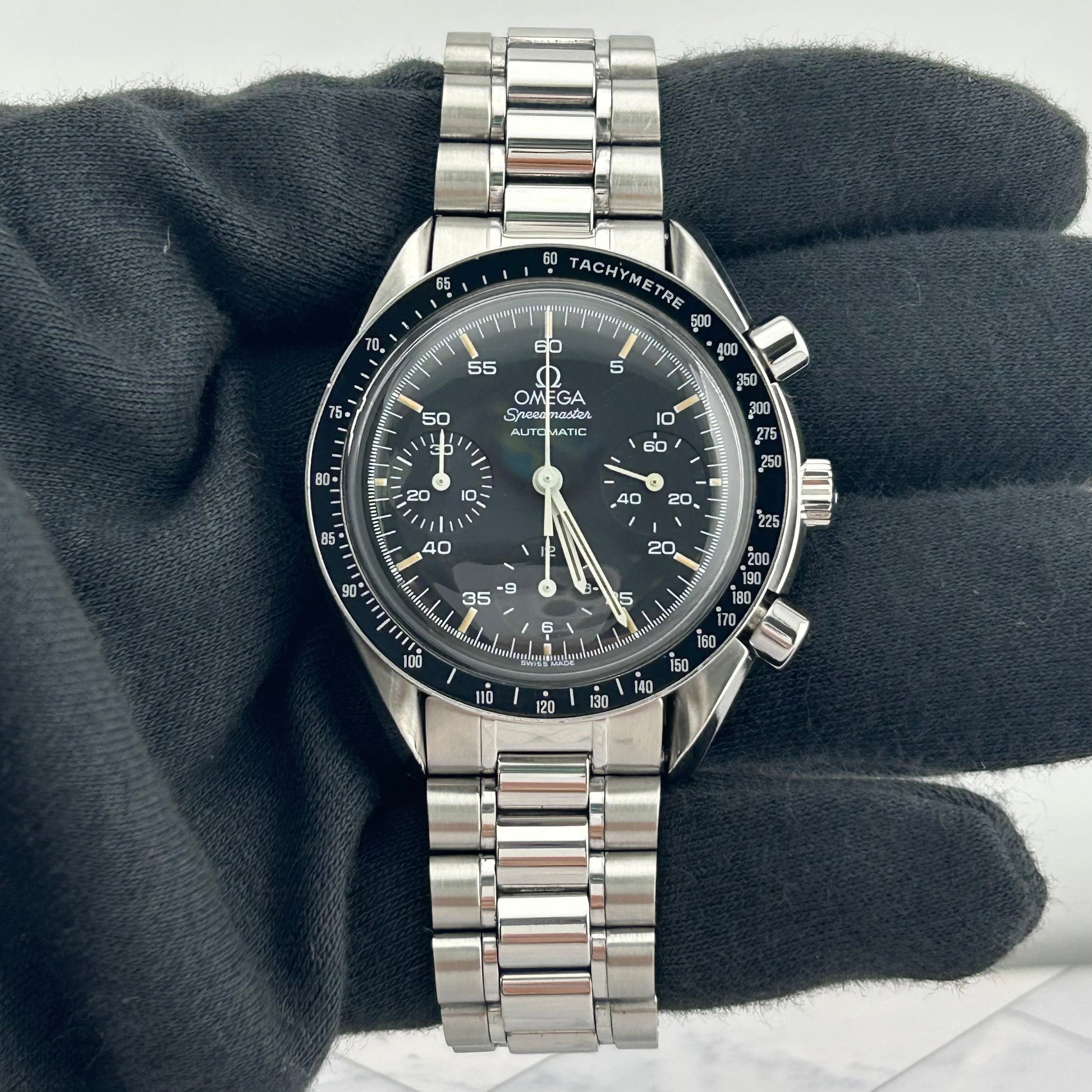 Omega Speedmaster Reduced Black Dial on Stainless Steel Ref. 3510.5 — view 2