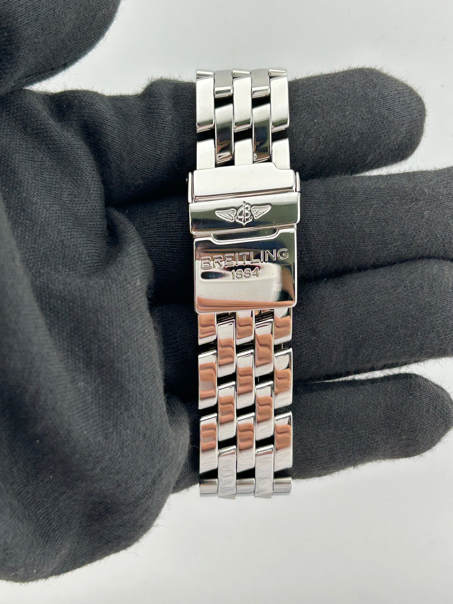Breitling Navitimer Blue/Silver Dial on 5 Row Links Ref. A19022 Papers Open Date — view 3