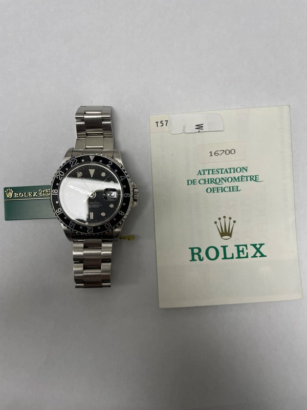 Rolex GMT-Master Black Dial on Oyster Ref 16700 with Papers 1997