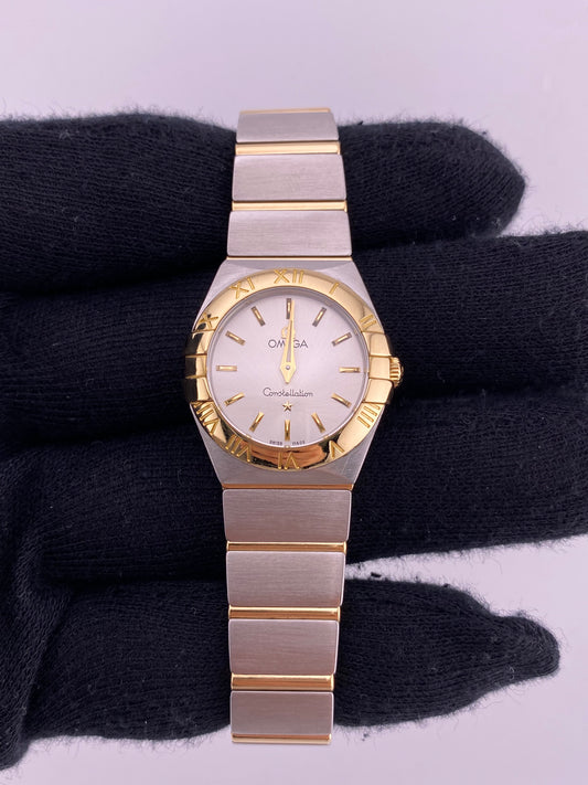 Omega Constellation Silver Dial on Stainless Steel & Red Gold Plated Bracelet Ref. 123.20.24.60.02.001 — view 2