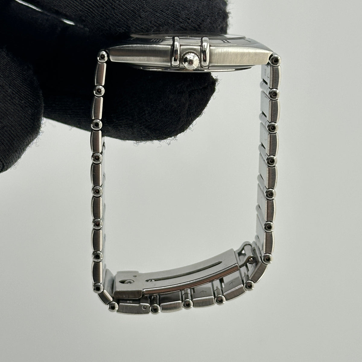 Omega Constellation Ivory / Stained Dial on Stainless Steel Bracelet Ref. 1512.30.00 — view 9