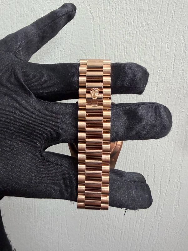 Rolex Day-Date 40 Sundust Strip Motif Index Dial on President Ref 228235 with New Style Card Green 2021