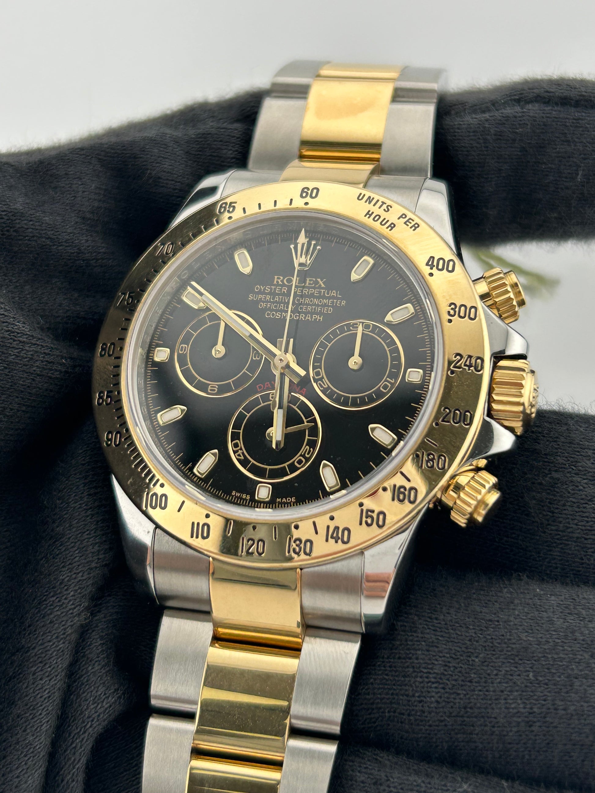Rolex Daytona Black Dial on 2 Tone Oyster Ref. 116523 Card 2013 — view 3