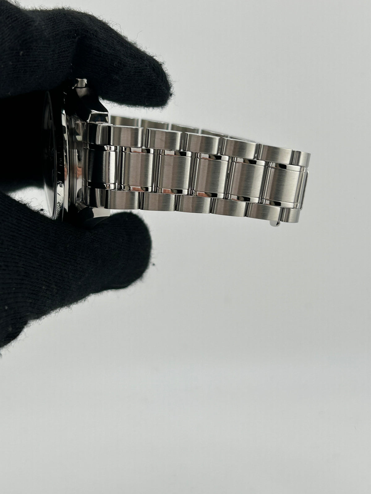 Omega Speedmaster Black Dial on Stainless Steel Bracelet Ref. 3513.50.00 — view 5