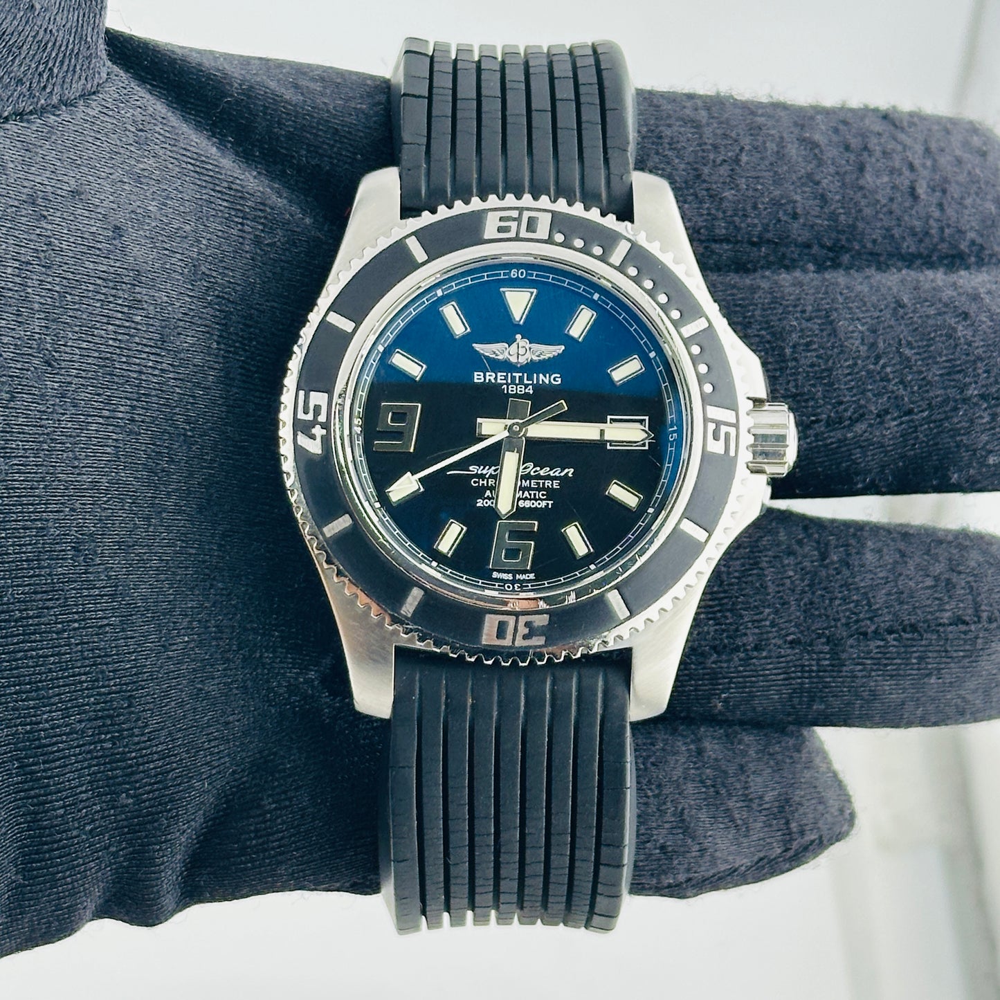 Breitling Aeromarine Superocean Black Dial on Stainless Steel Bracelet Ref. A17391