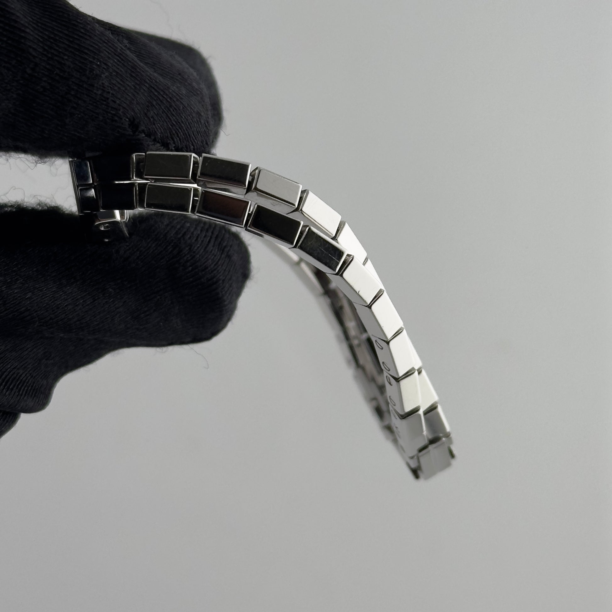 Cartier Tonneau Lanieres Silver Roman Dial on Wg 2 Row Ref. 2545 — view 4
