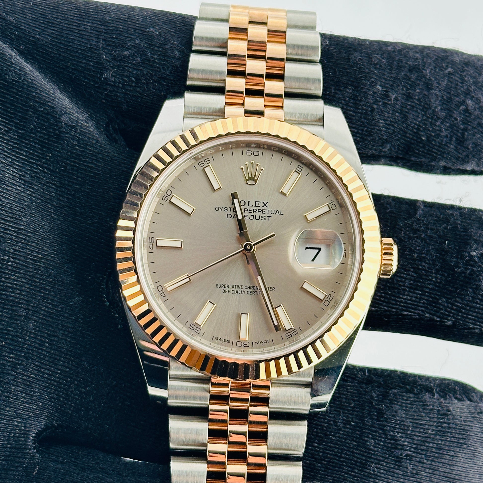 Rolex Datejust 41 Sundust Index Dial on Jubilee Ref. 126331 Card 2019 — view 3