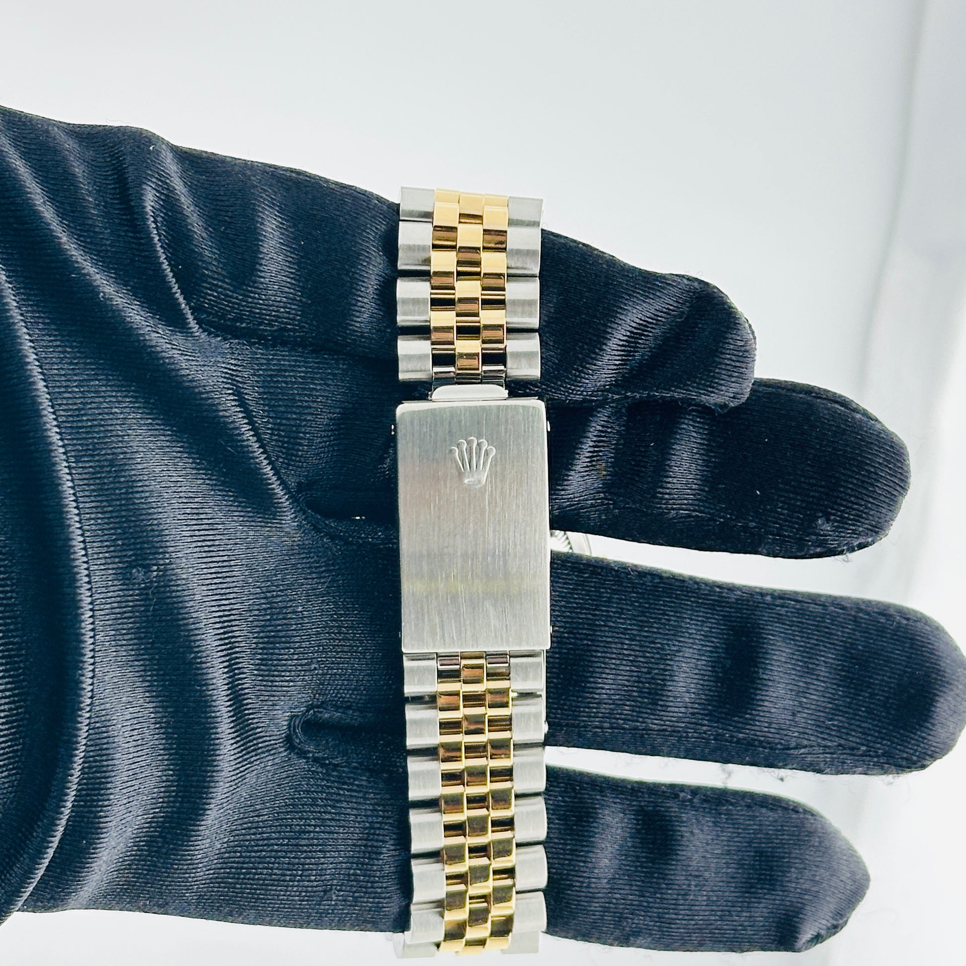 Rolex Datejust Champagne Stick Dial on D Link Jubilee Ref. 16233 Papers 1993 — view 4