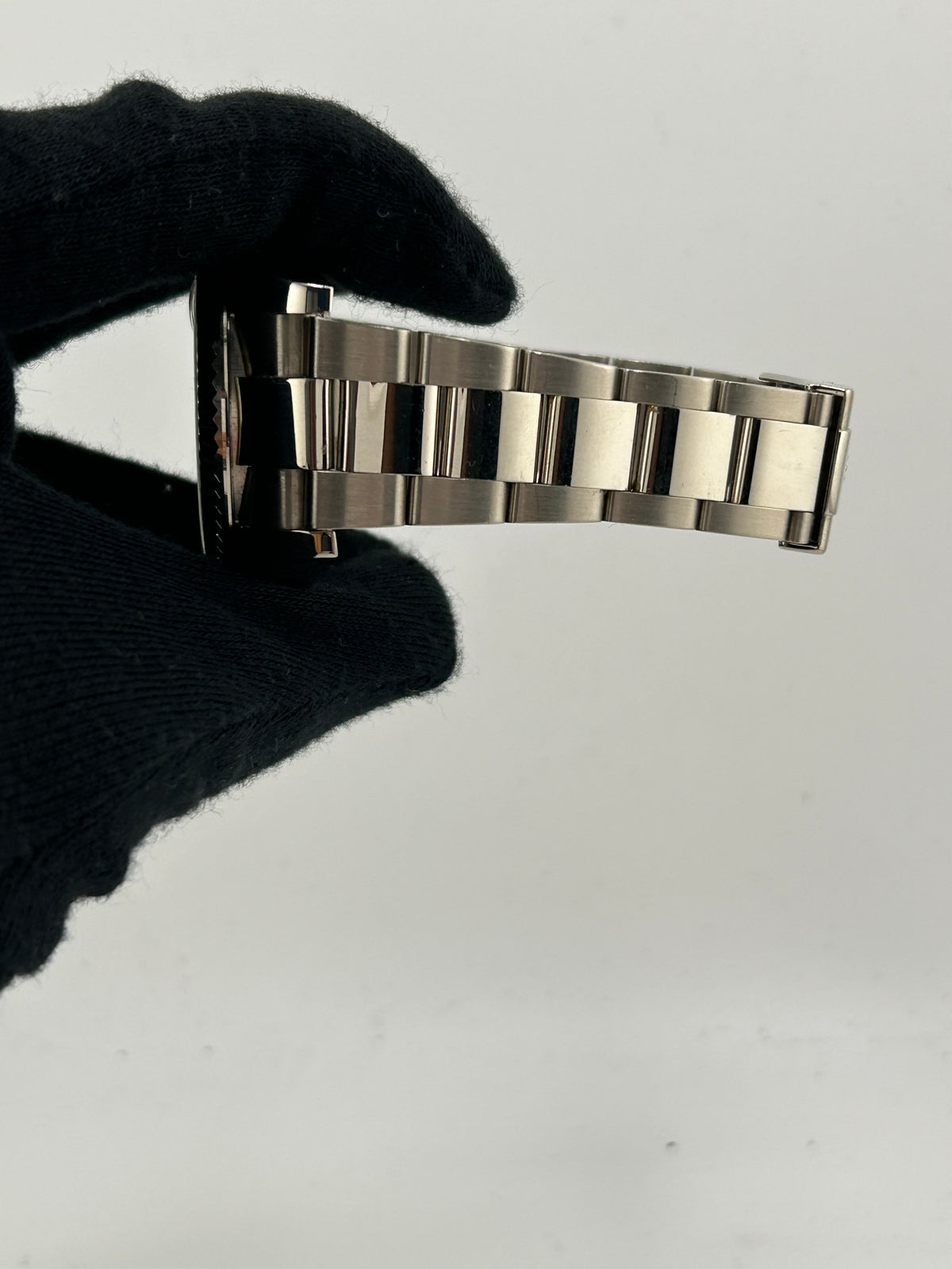 Rolex SkyDweller Ivory Satin Finish Roman Dial on Oyster Steel Bracelet Ref. 326939 Card 2015 — view 5