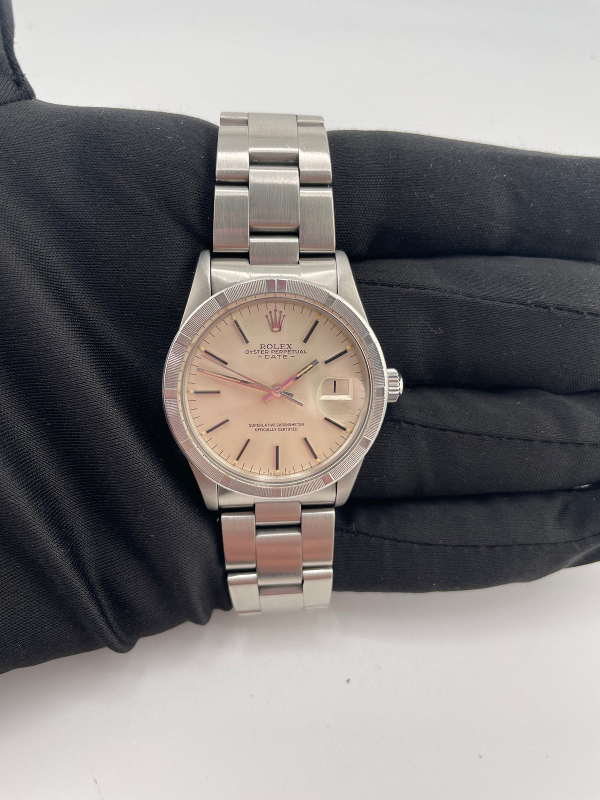 Rolex Oyster Perpetual Date Silver Stick Dial on Oyster Bracelet Ref. 15000 1981 — view 3