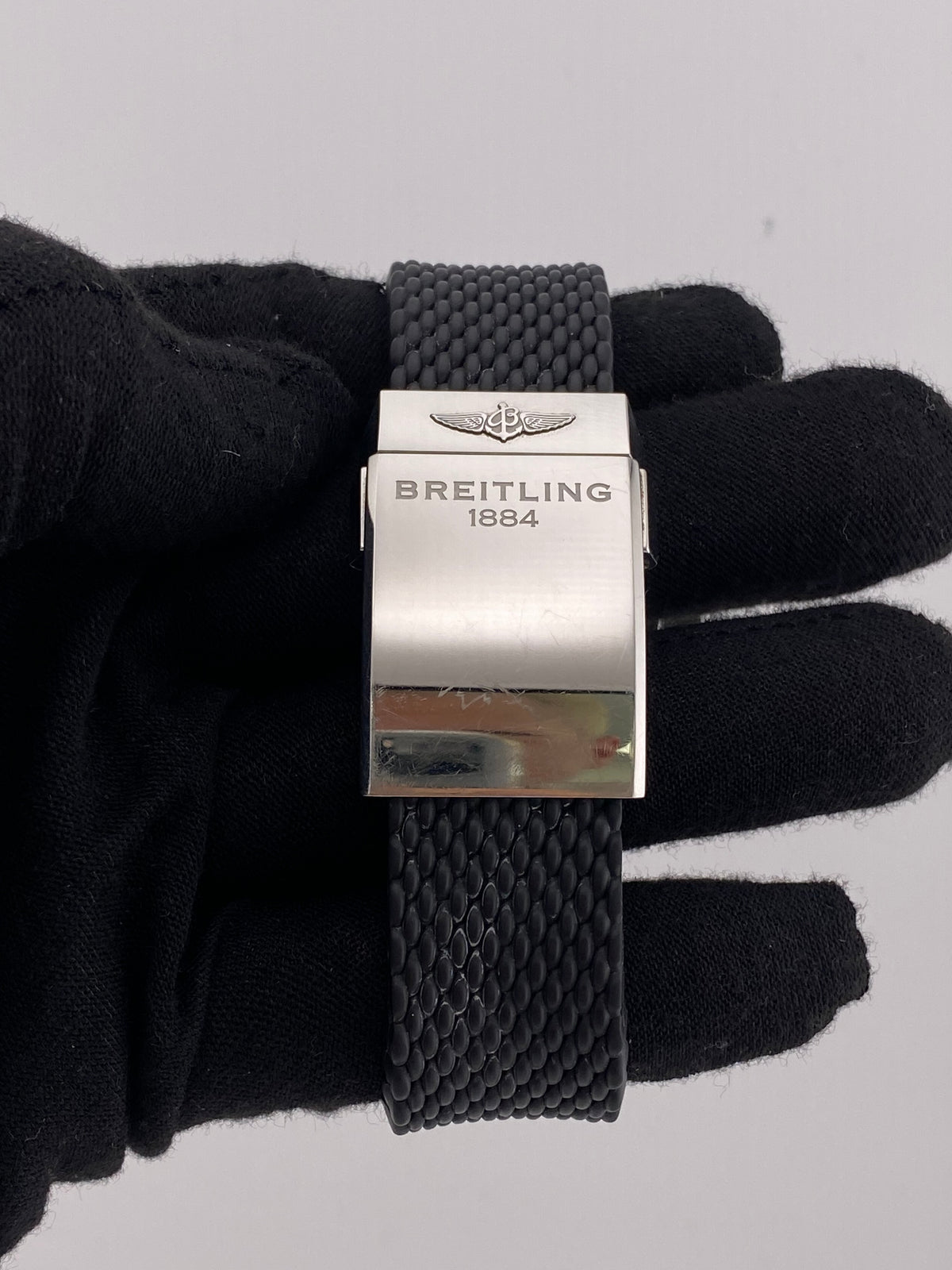 Breitling Navitimer 01 Black Dial on Rubber Strap Ref. AB0120/A022B01WBD Complete 2016 — view 4