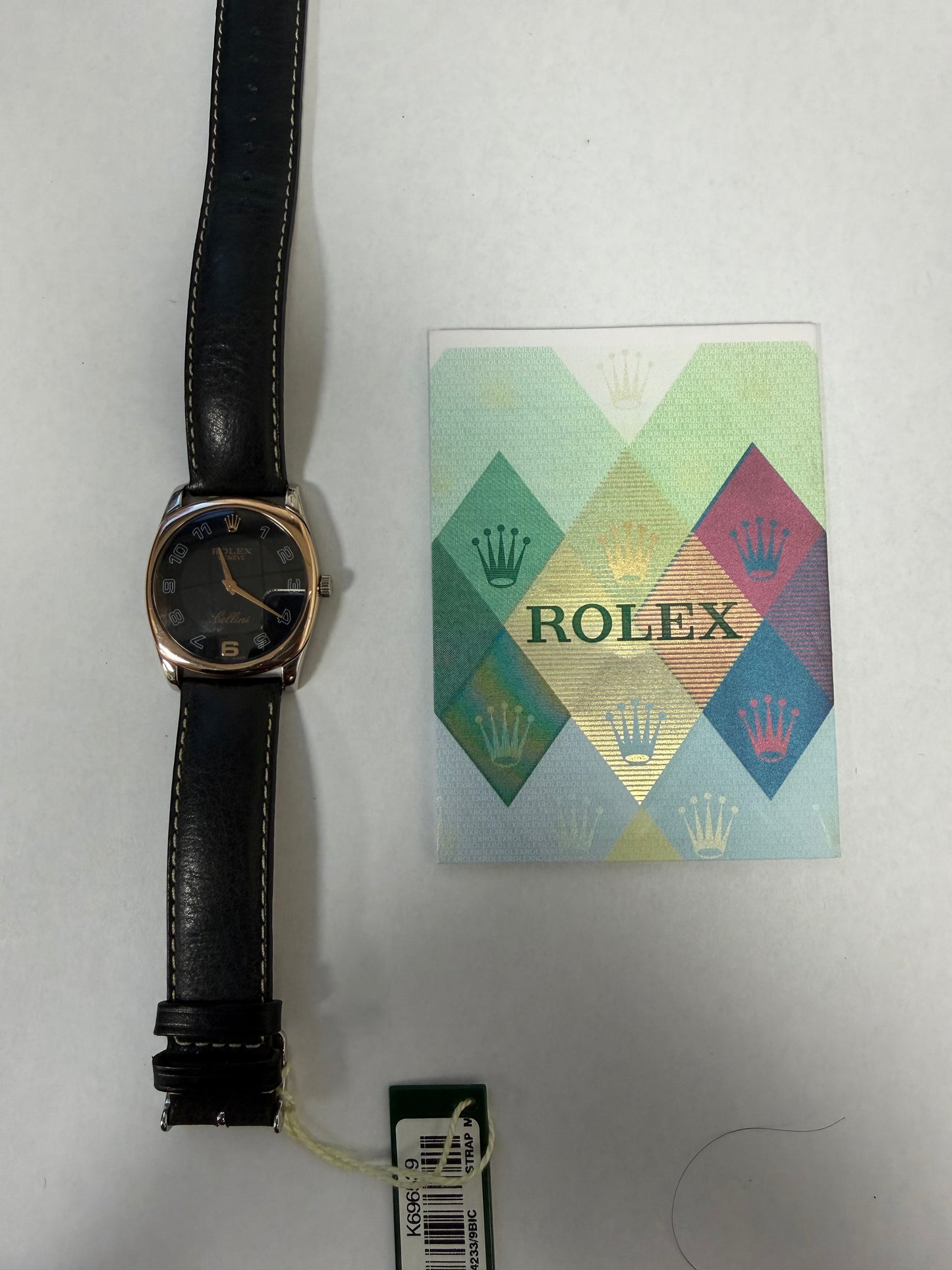 Rolex Cellini Black Dial on Am Leather Ref. 4233/9 Papers 2005 — view 4