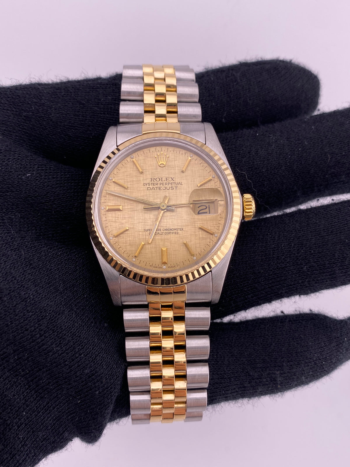 Rolex Datejust 36 Champagne Linen Stick Dial on Jubilee Ref. 16013 — view 2