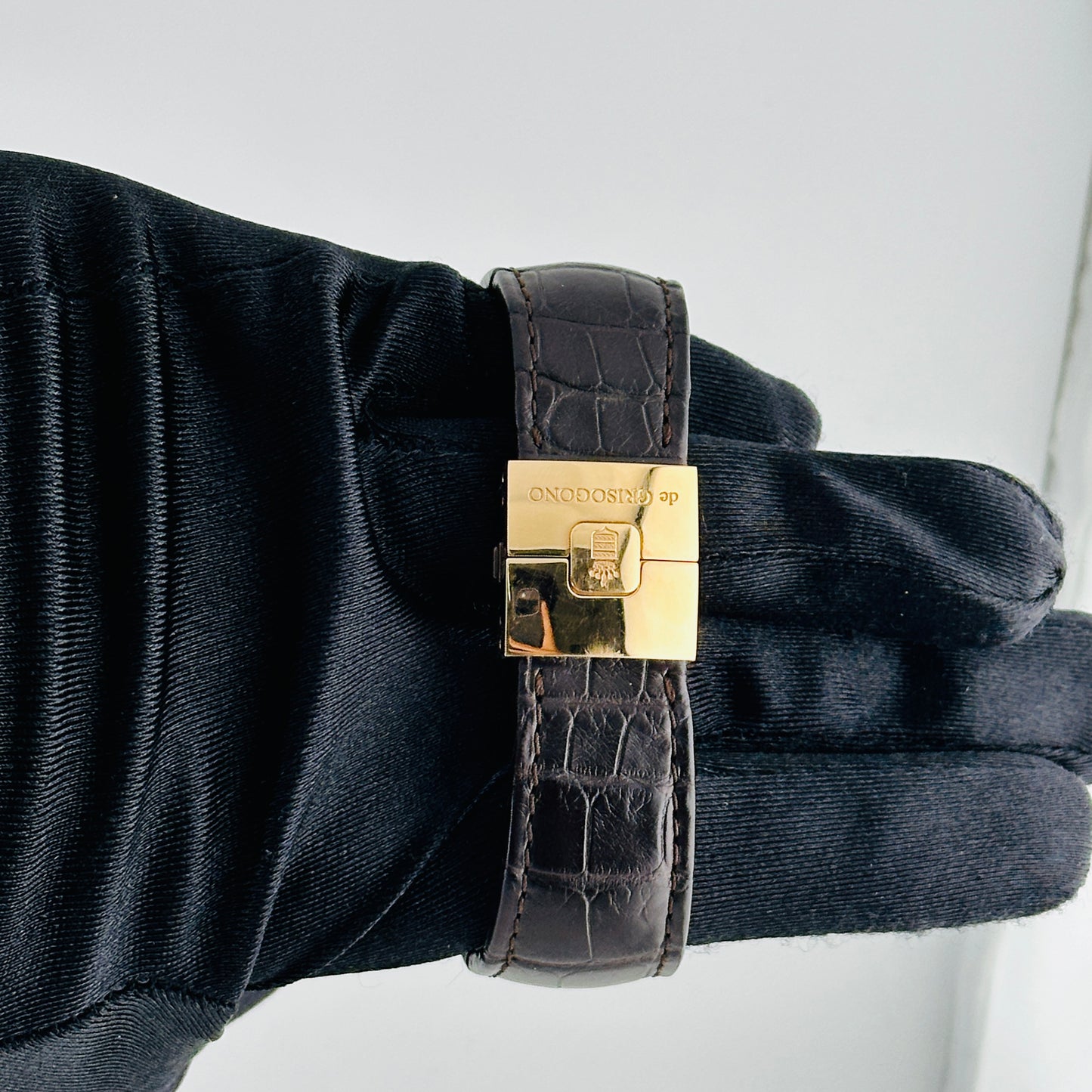 De Grisogono Instrumento Wood Dial on Leather Ref. AU750 — view 3