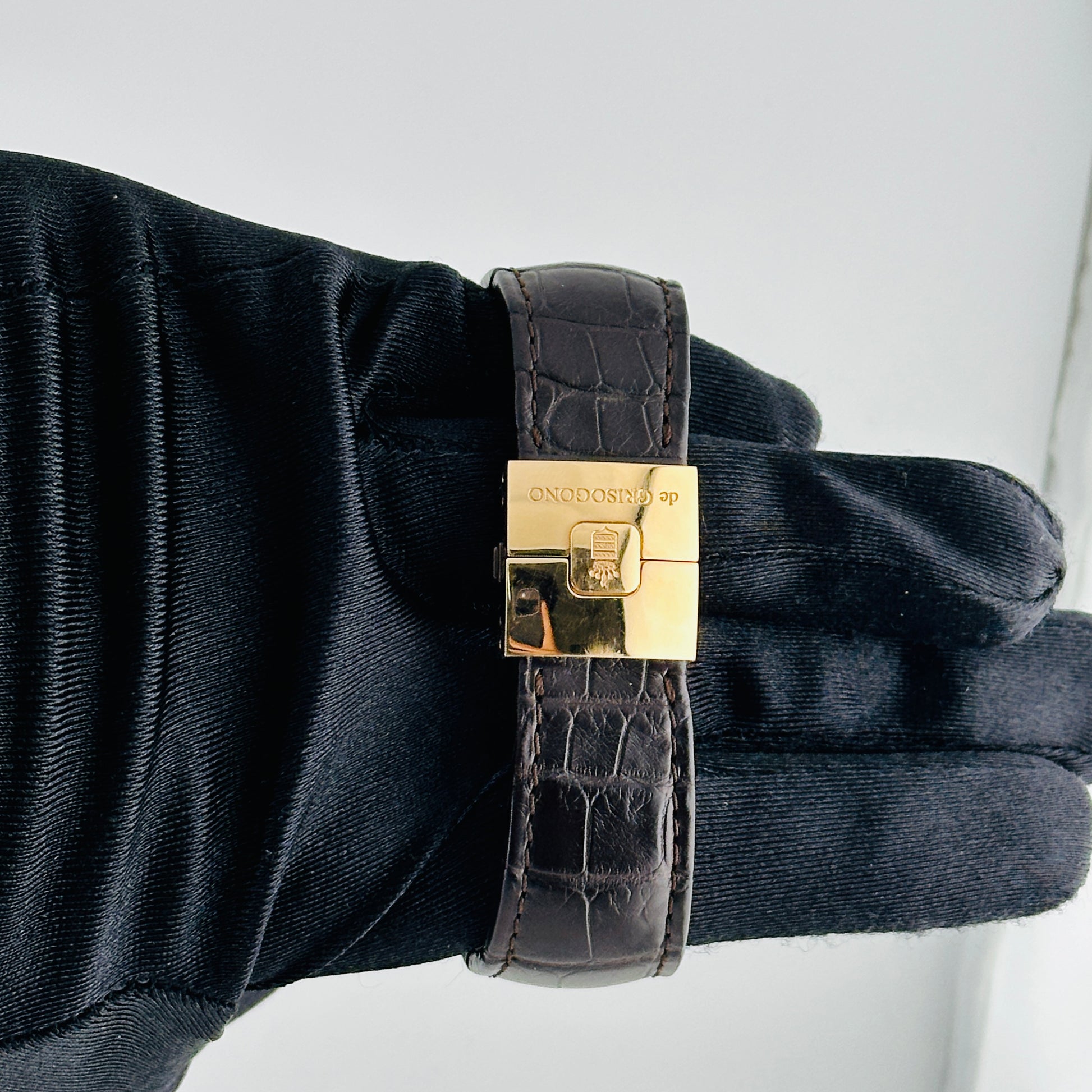 De Grisogono Instrumento Wood Dial on Leather Ref. AU750 — view 3