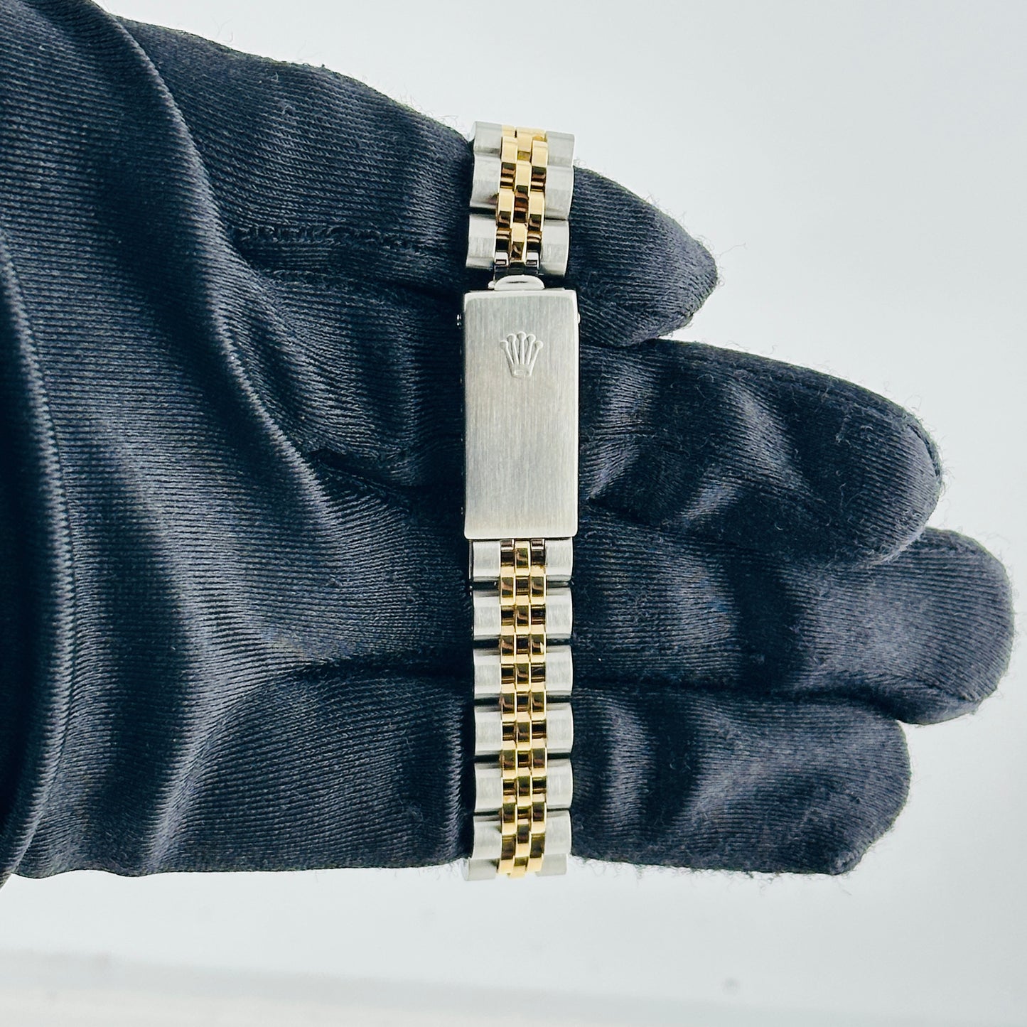 Rolex Datejust Lady Champagne Stick Dial on D Link Jubilee Bracelet Ref. 69173 Papers 1986 — view 4