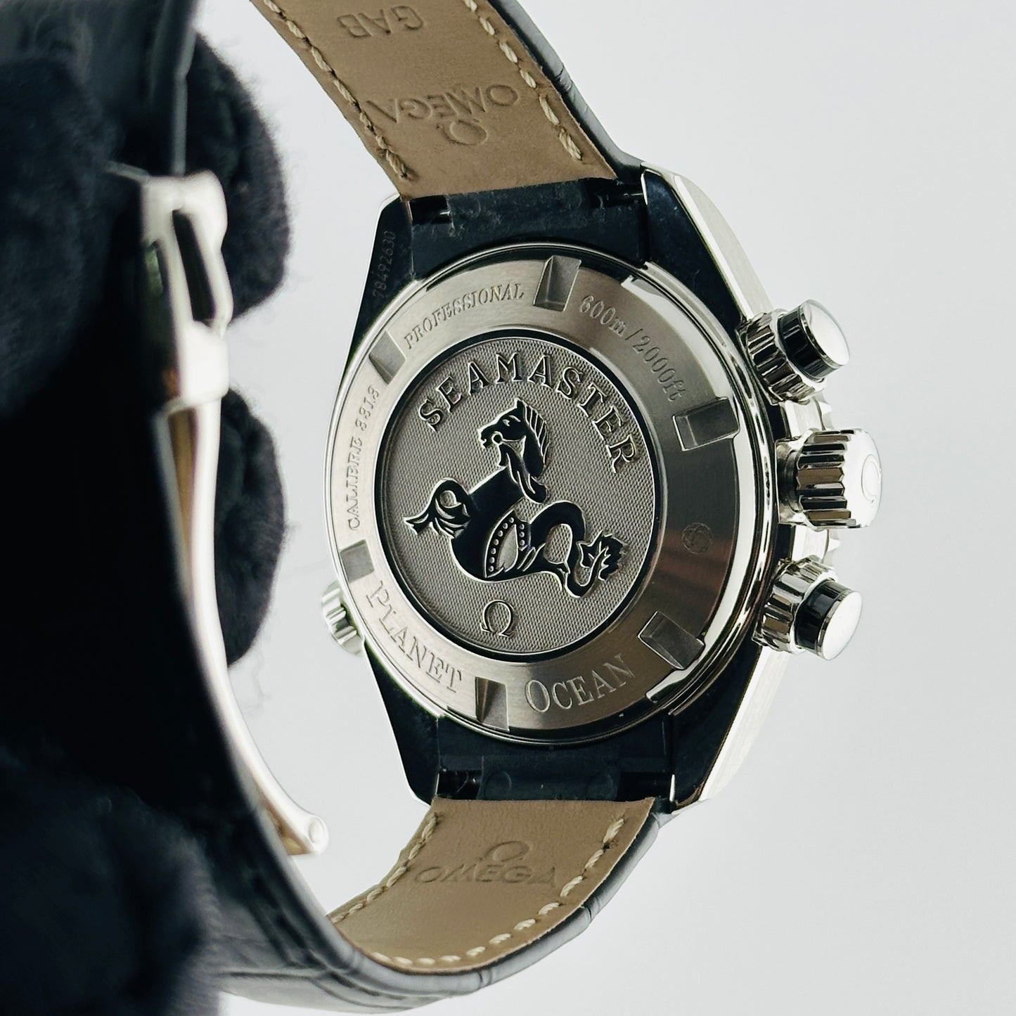 Omega Planet Ocean 600M Black Dial on Leather Band Ref. 222.18.38.50.01.001 Card Open Date — view 7