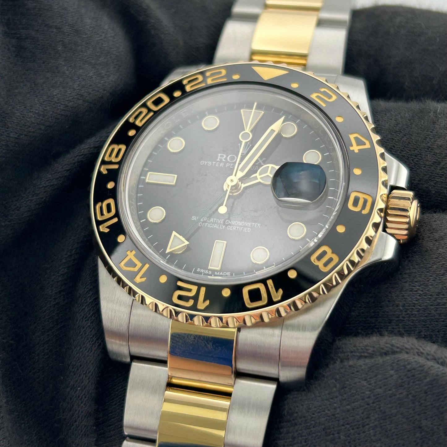 Rolex GMT-Master II Black Dial on Oyster Ref. 116713LN Card — view 3