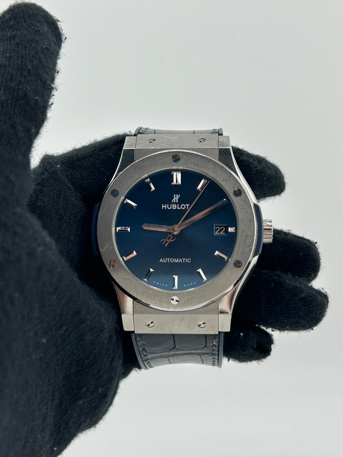 Hublot Classic Fusion Blue Dial on Blue Rubber Ref. 511.NX.7170.LR Complete 2019 — view 2