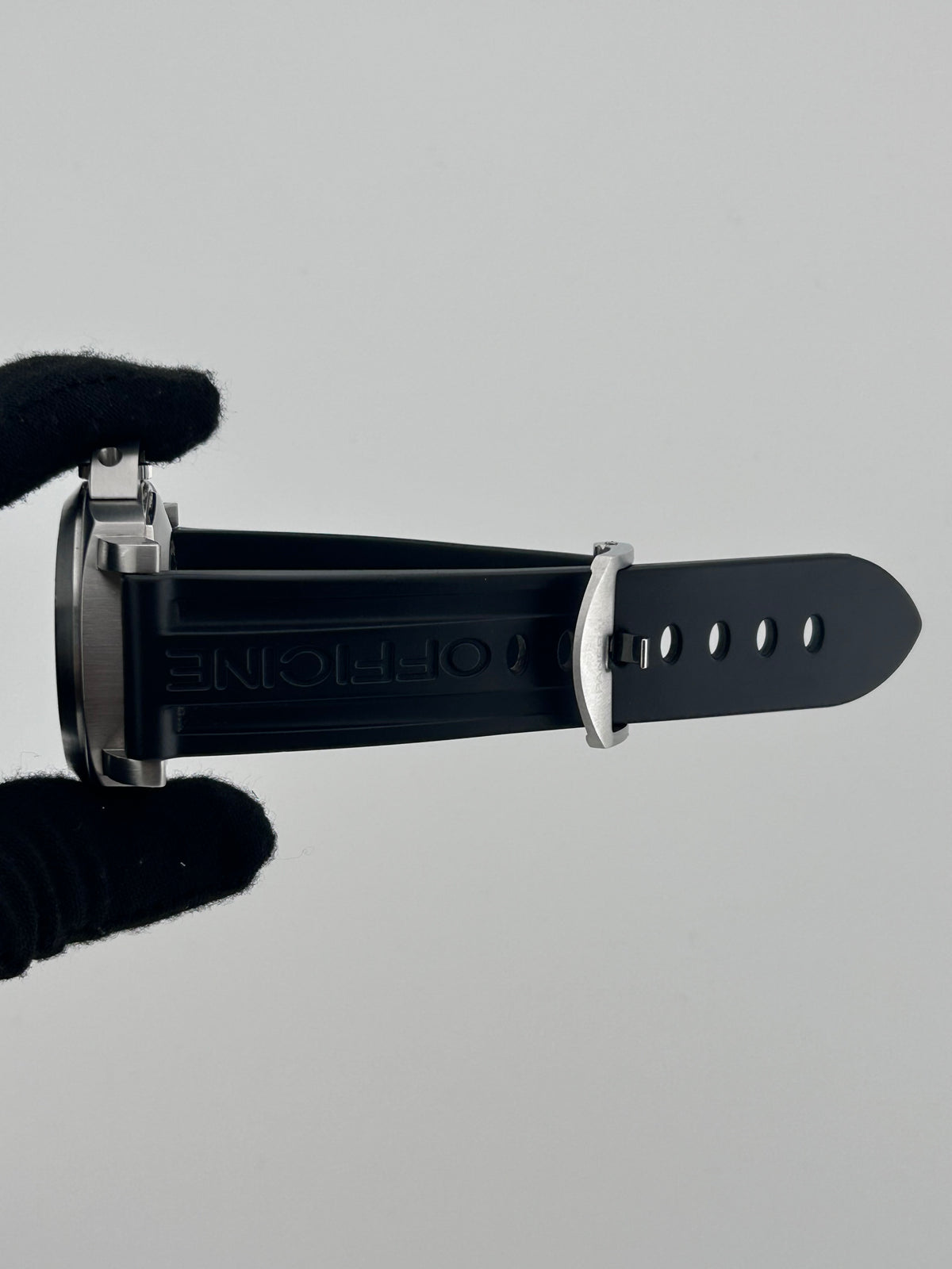 Panerai Luminor Marina Grey Dial on Rubber Strap Ref. PAM00086 Complete 2001 — view 5