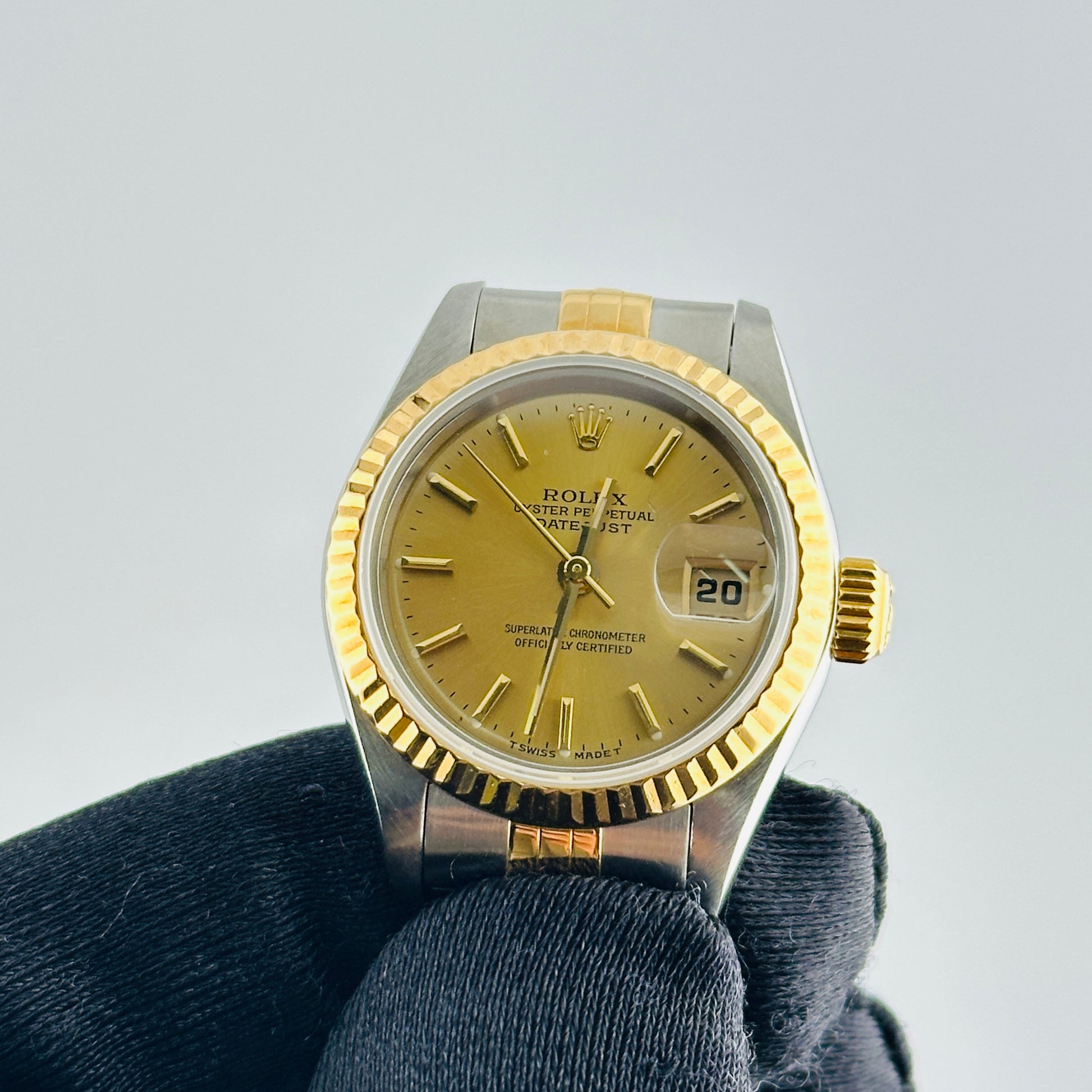 Rolex Datejust Lady Champagne Stick Dial on D Link Jubilee Ref. 69173 Papers 1996 — view 3