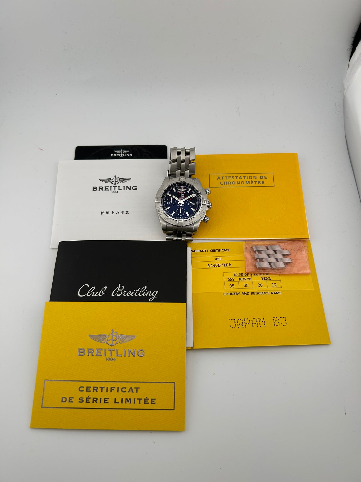Breitling Chronomat Blackbird Black Dial on Stainless Steel Bracelet Ref. A44360/A440B71PA Papers 2012 — view 6