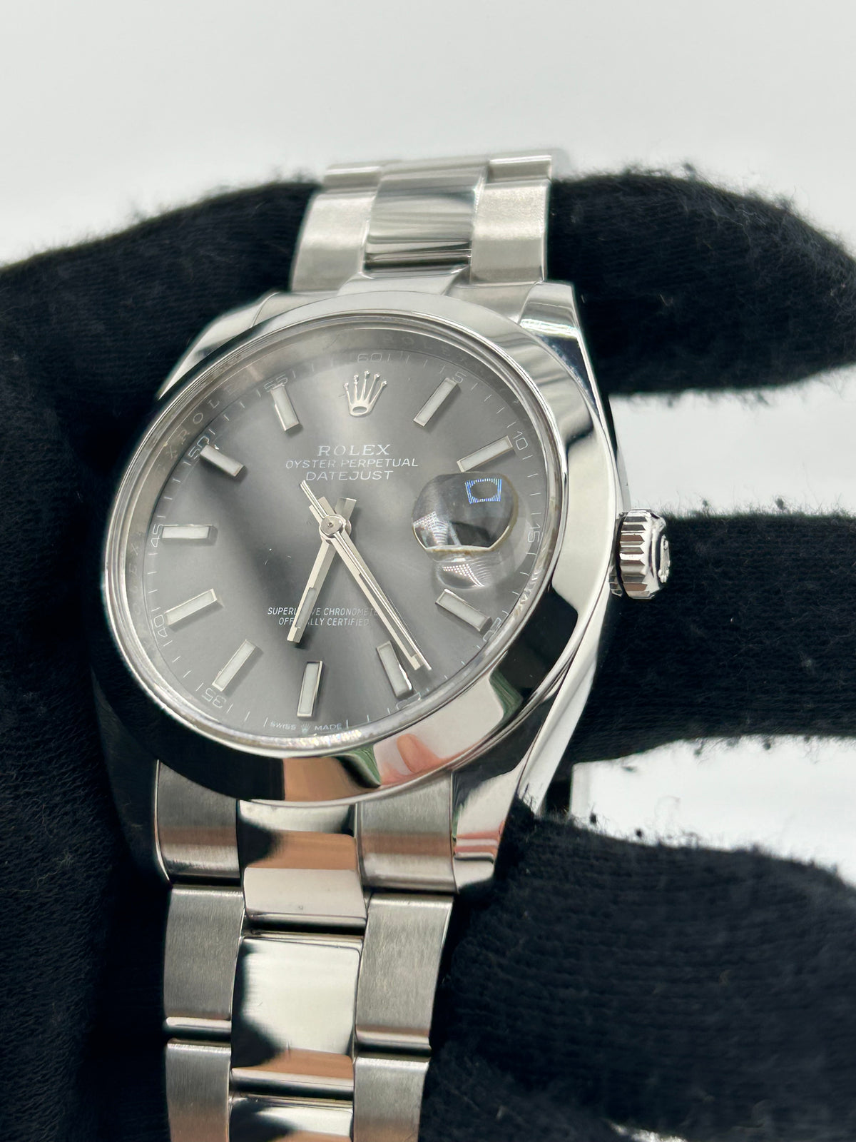Rolex Date Just Rhodium Dial on Jubilee Ref. 126300 Card 2019 — view 3