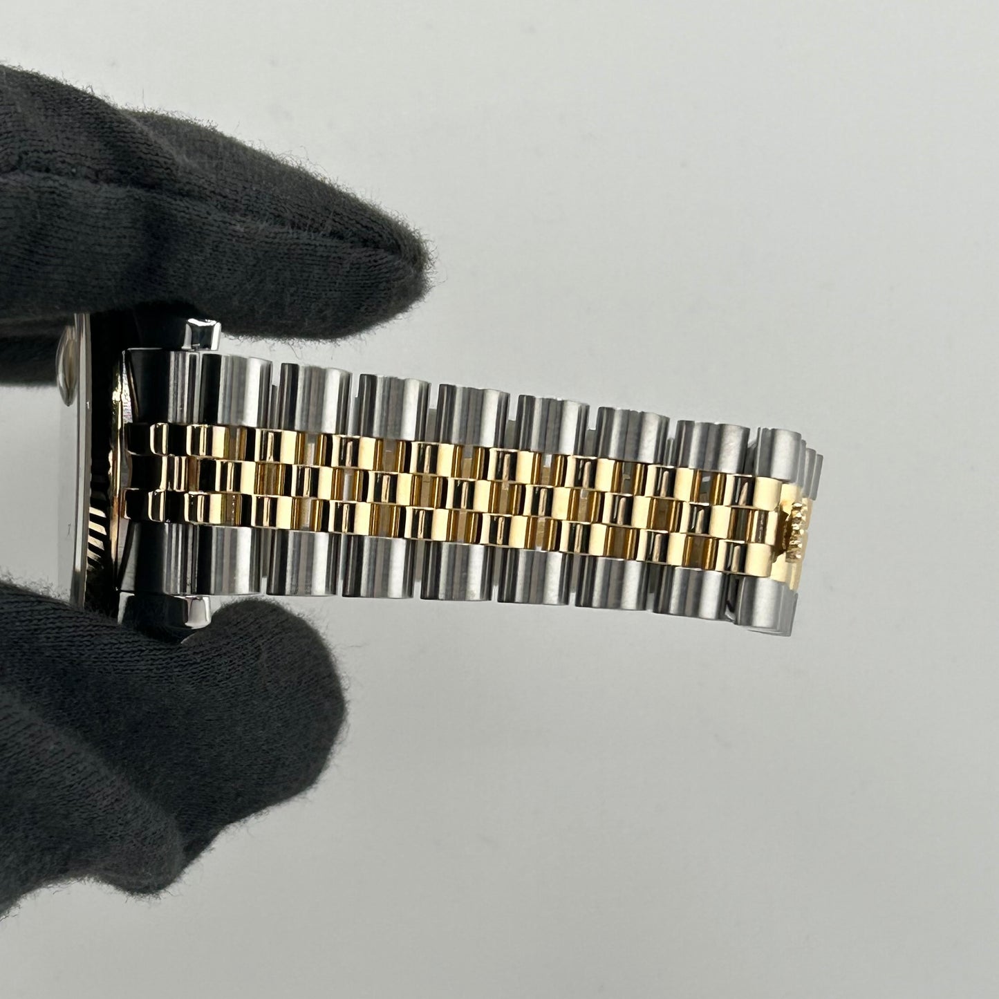 Rolex Datejust Champagne Anniversary Factory Diamond Dial Dial on D Link Jubilee Hidden Clasp Bracelet Ref. 116233G 2009 — view 5
