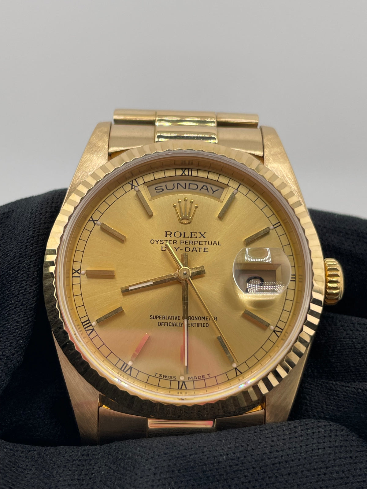 Rolex Daydate Champagne Stick Dial on President Ref. 18238 Papers 1991 — view 3