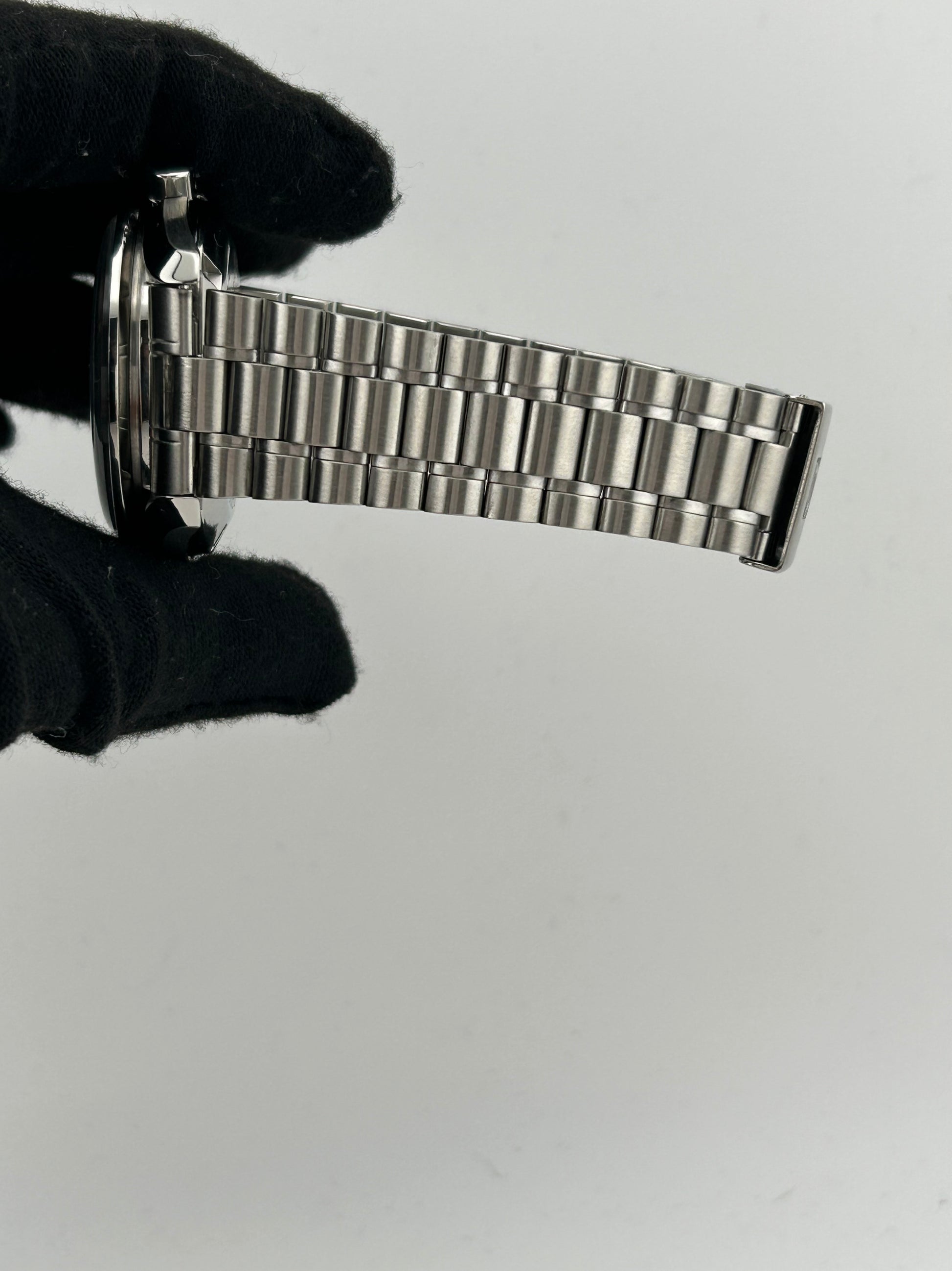 Omega Speedmaster Moonwatch Professional Black Dial on Stainless Steel Bracelet Ref. 3590.50.00 Card — view 5