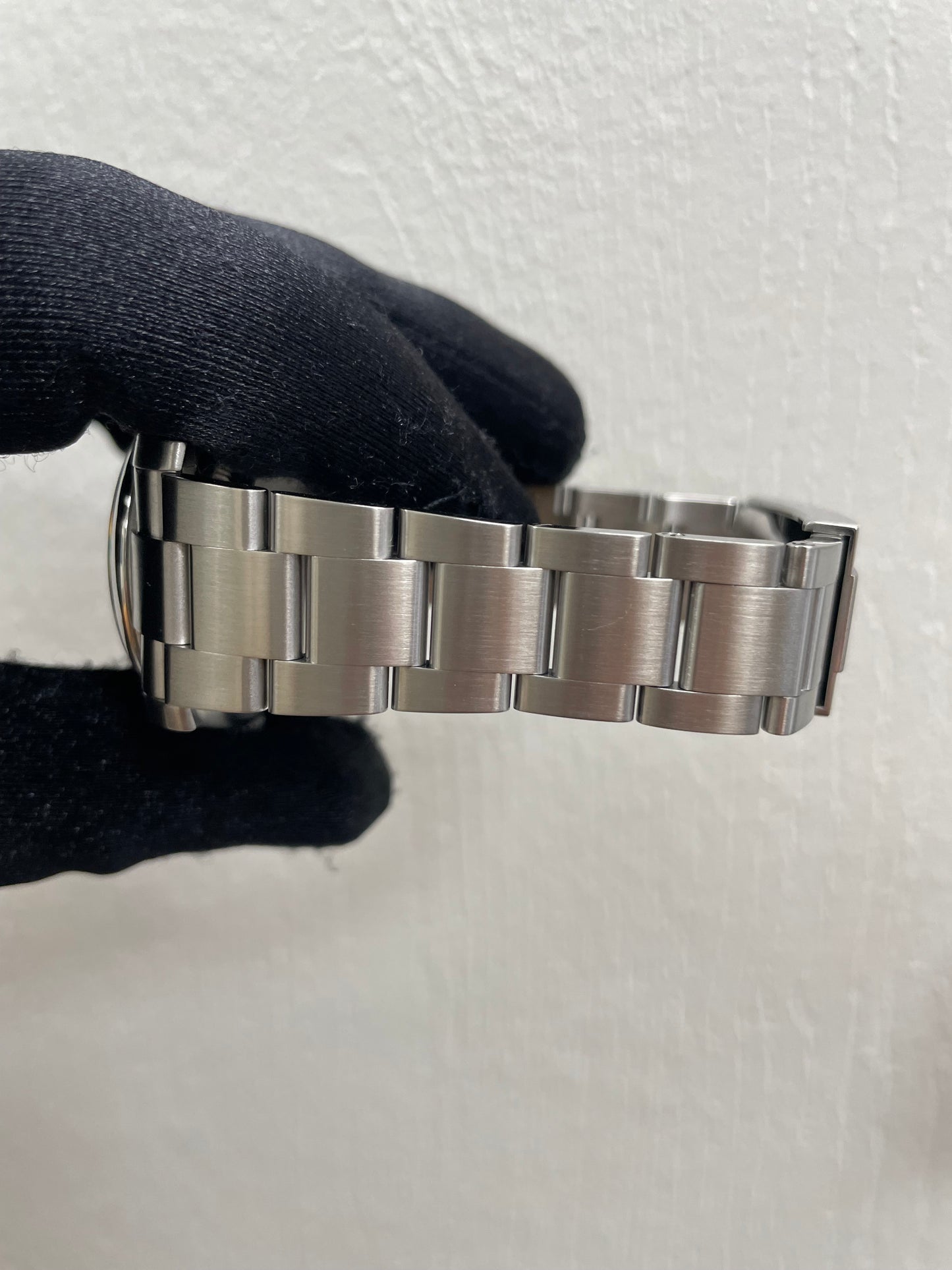 Rolex Oyster Perpetual Silver Dial on Oyster Ref. 116000 Card 2015 — view 4