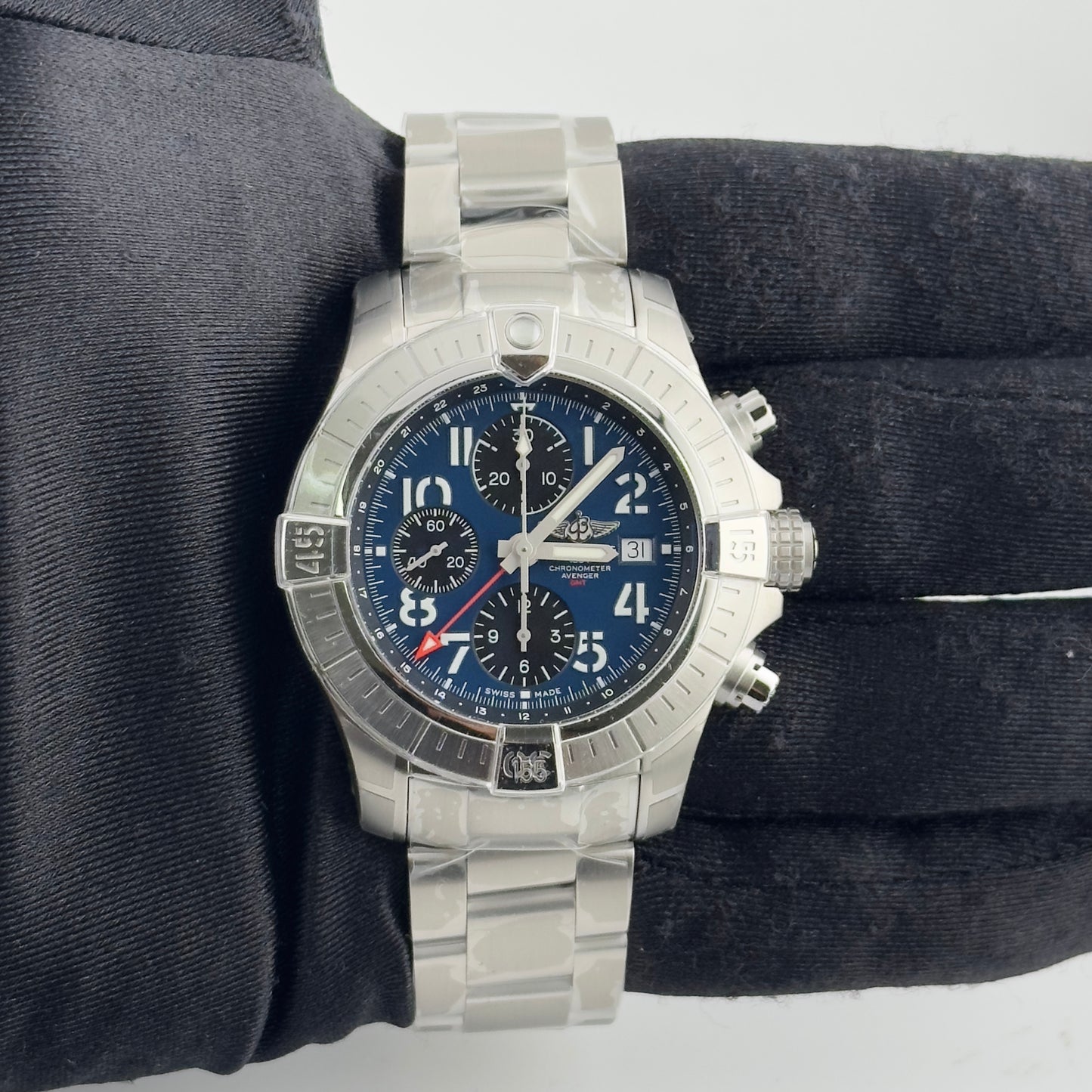 Breitling Avenger Chronograph GMT Blue Arabic Chronograph Dial on Brushed Ref. A24315 Card 2023 — view 2