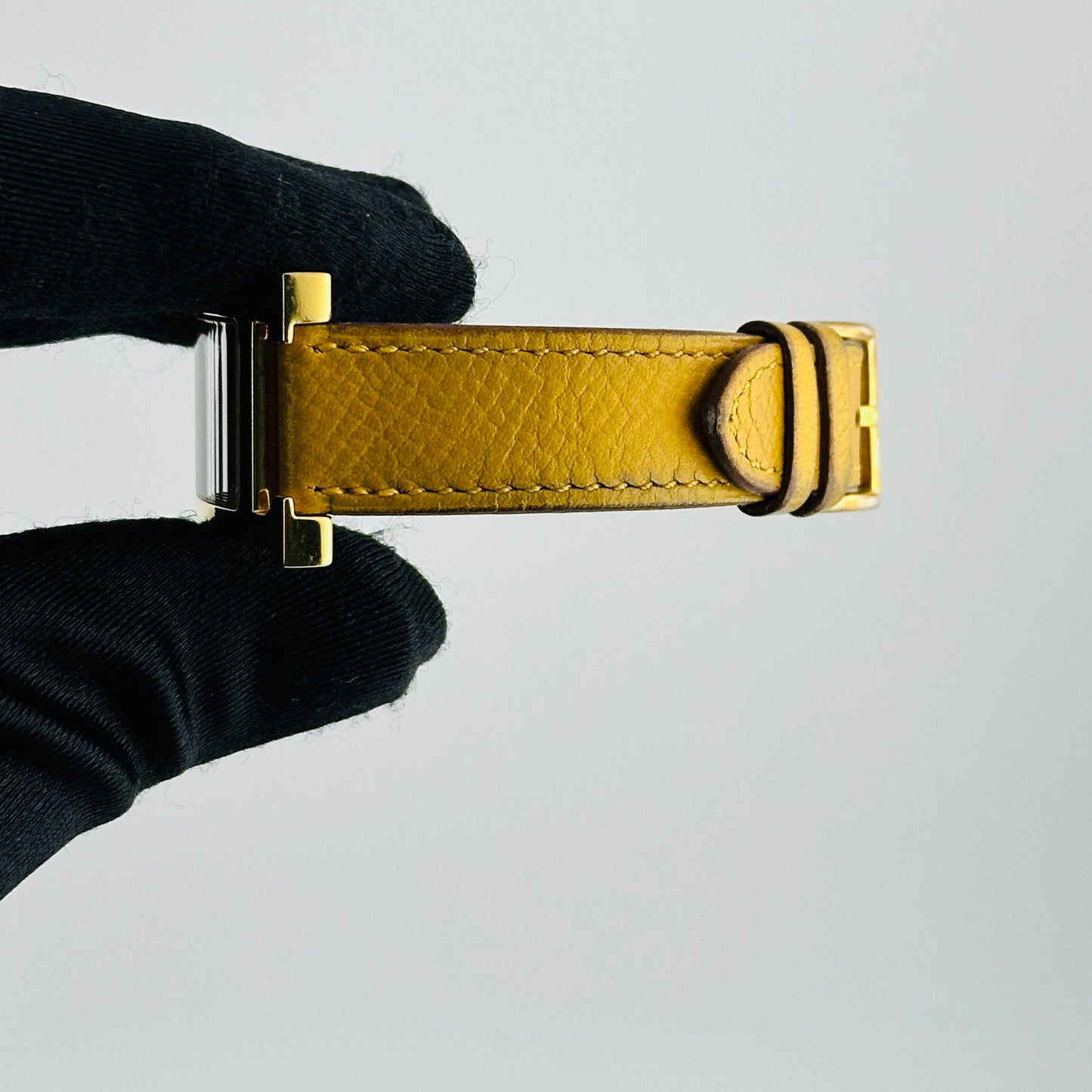Hermes H White Dial on Leather Ref. HH1.201 — view 4