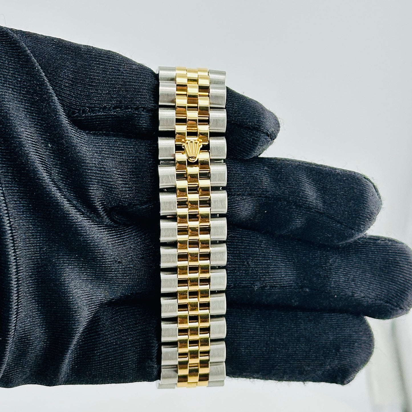 Rolex Datejust Champagne Diamond Factory Dial on D Link Jubilee Bracelet Ref. 116233 Card 2013 — view 3