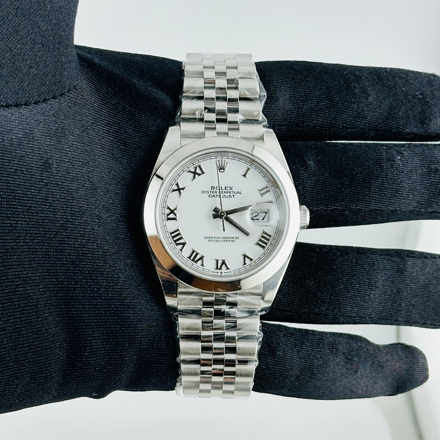 Rolex Datejust White Roman Dial on Jubilee Ref. 126300 Card 2022 — view 2