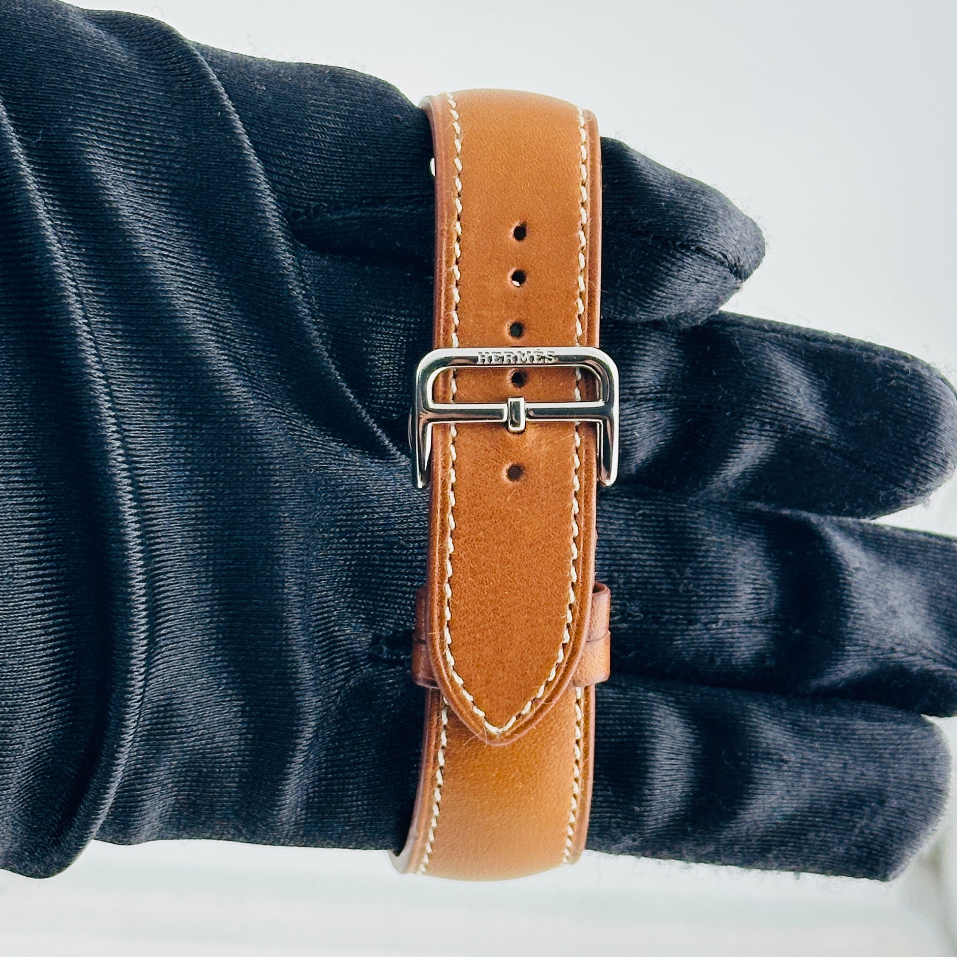 Hermes Arceau White Arabic Dial on Leather Band Ref. AR4.910A — view 4