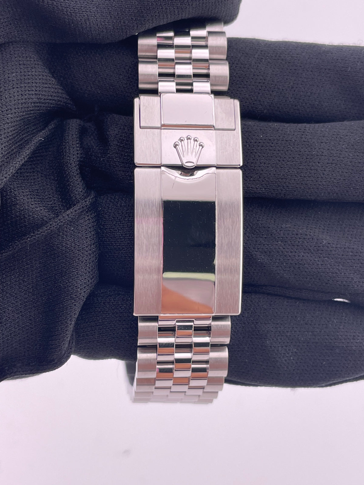 Rolex GMT-Master II Batgirl Black Dial on Jubilee Ref. 126710BLNR Card 2022 — view 4