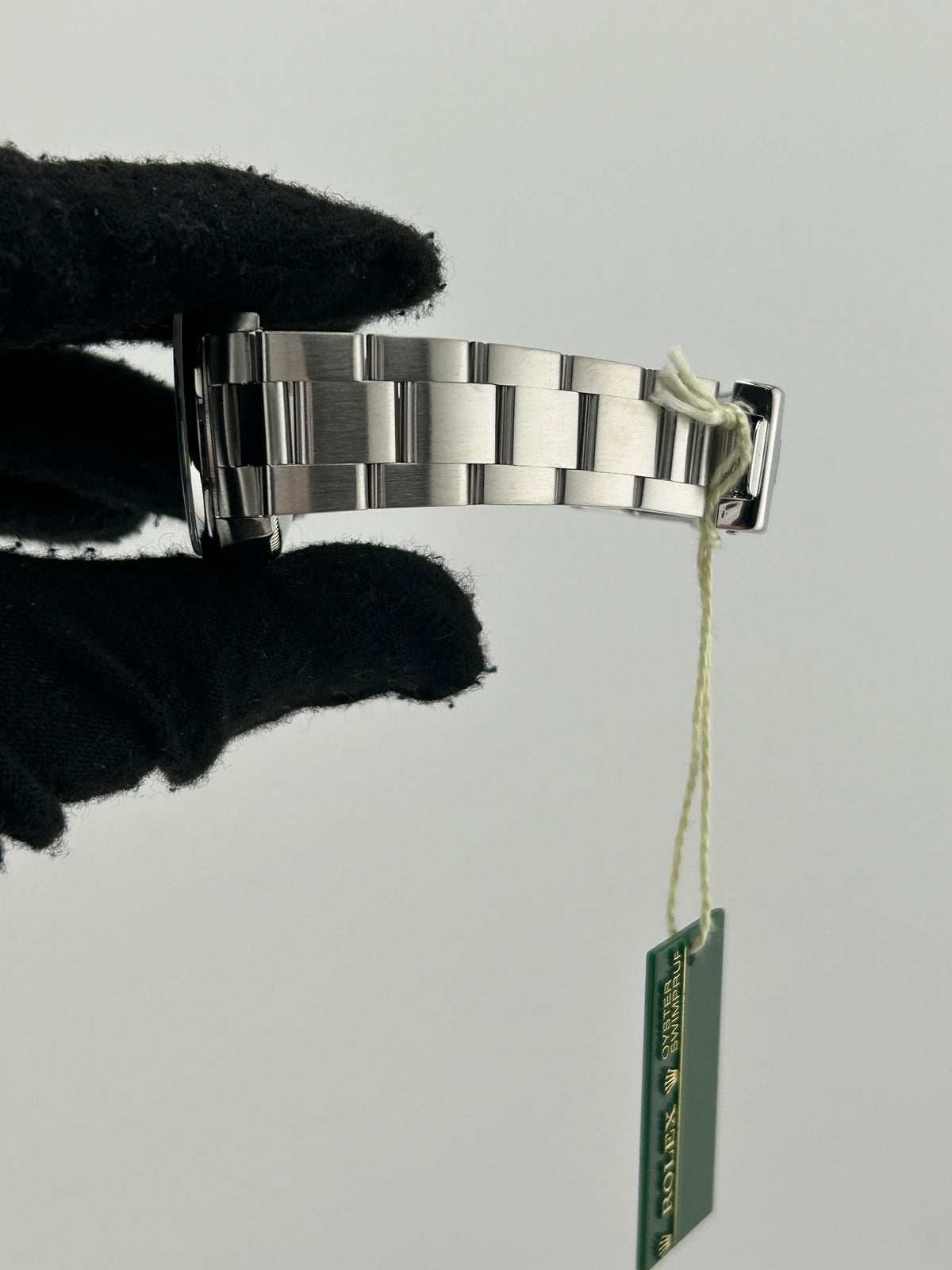 Rolex Oyster Perpetual 31 Black Stick Dial on Stainless Steel Bracelet Ref. 77080 Papers 2006 — view 5