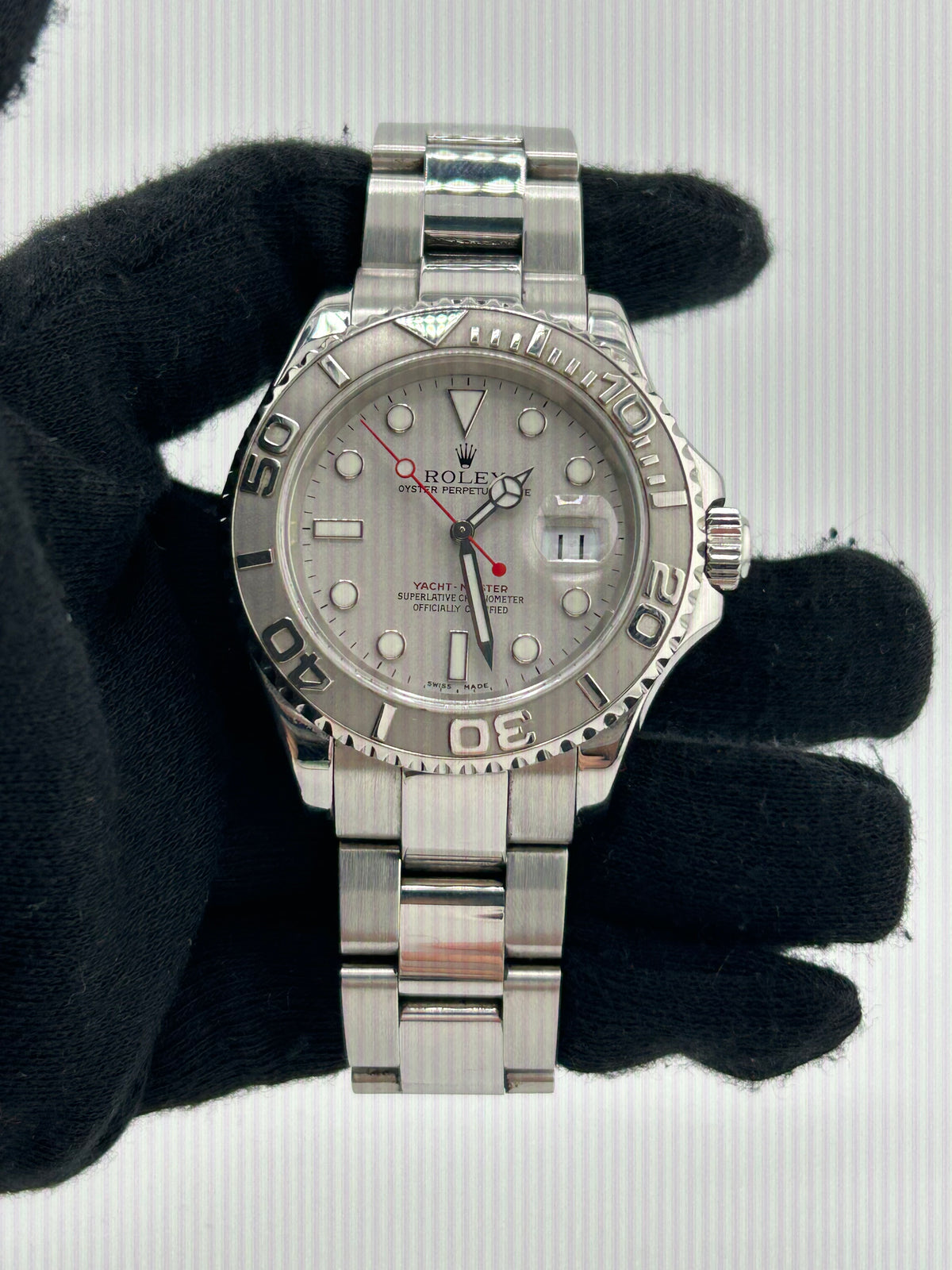Rolex Yacht Master Platinum Dial on Oyster Ref. 16622 Papers 2004 — view 2