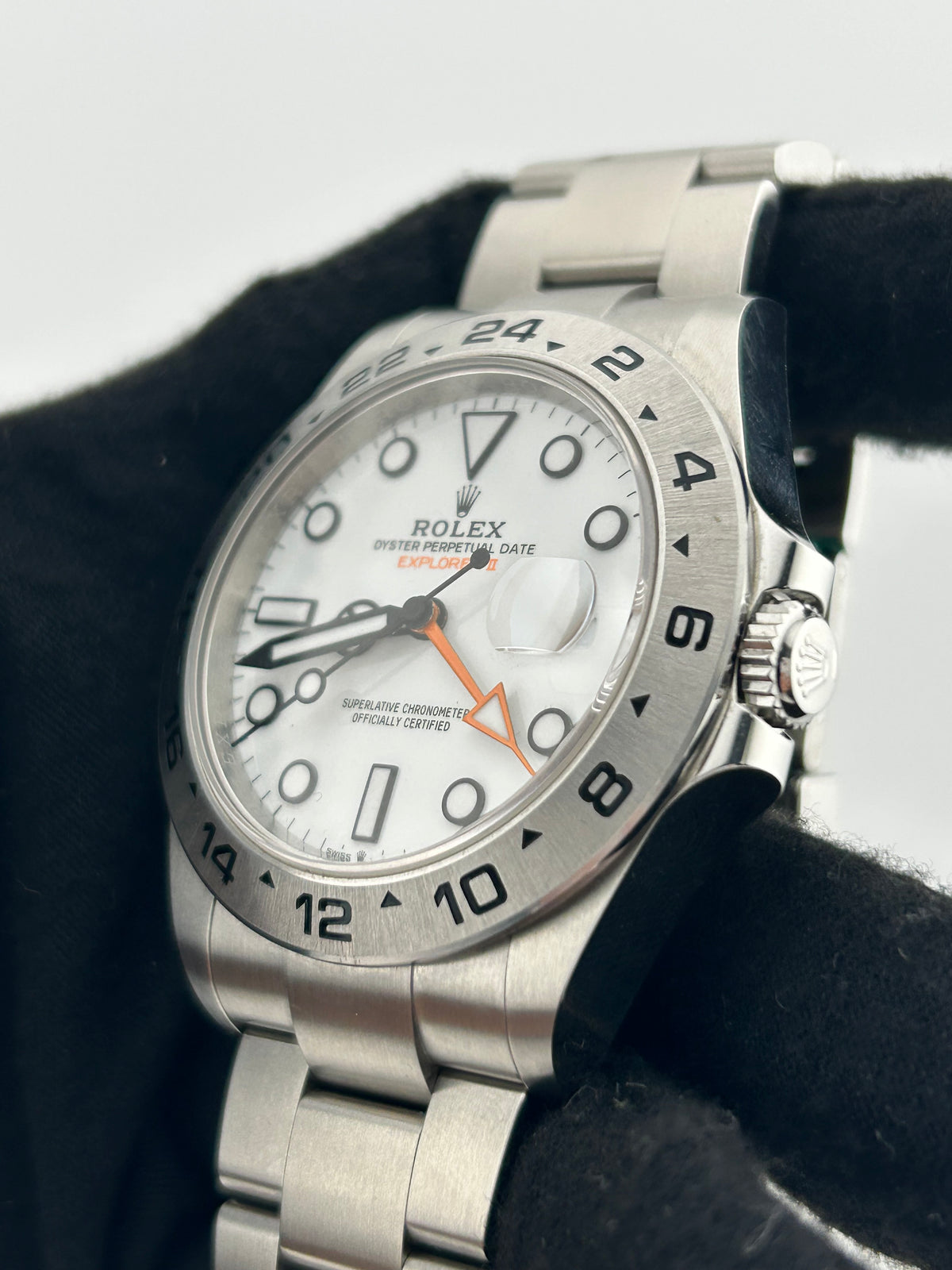 Rolex Explorer II White Dial on Oyster Bracelet Ref. 226570 Card 2024 — view 3